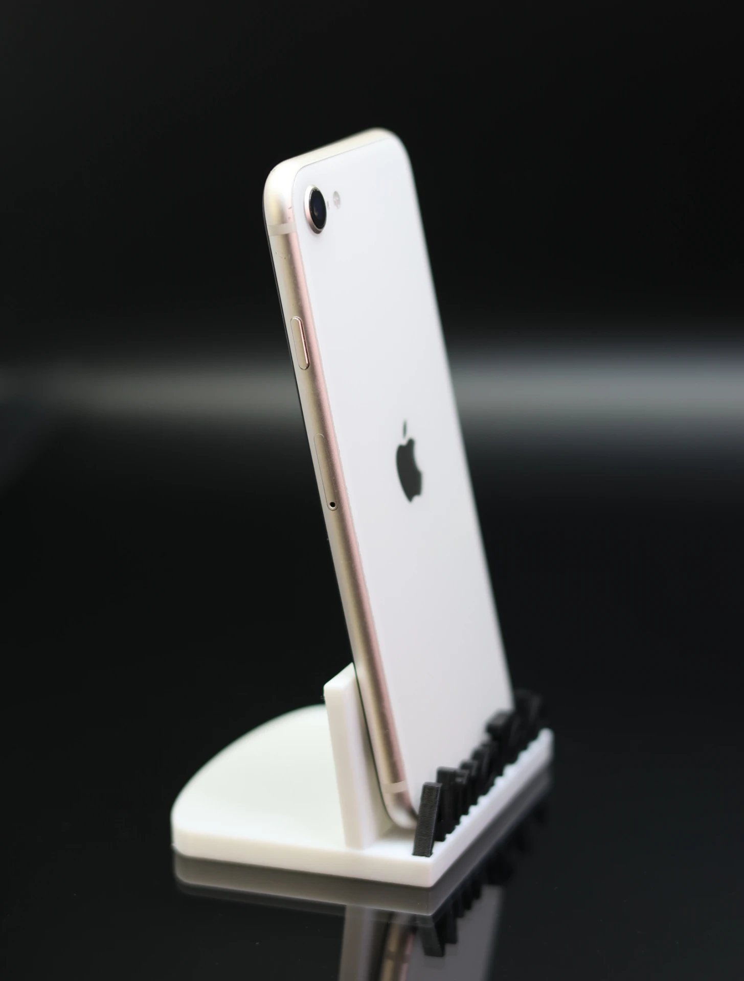 Apple iPhone SE (2022) 64 GB Starlight. 98% 