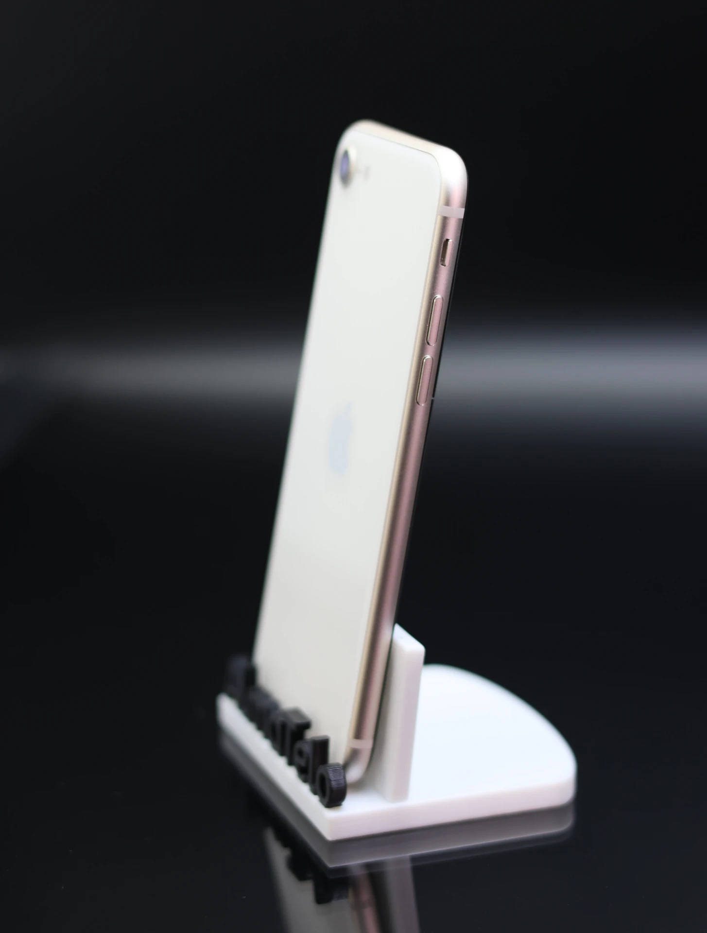 Apple iPhone SE (2022) 64 GB Starlight. 98% 