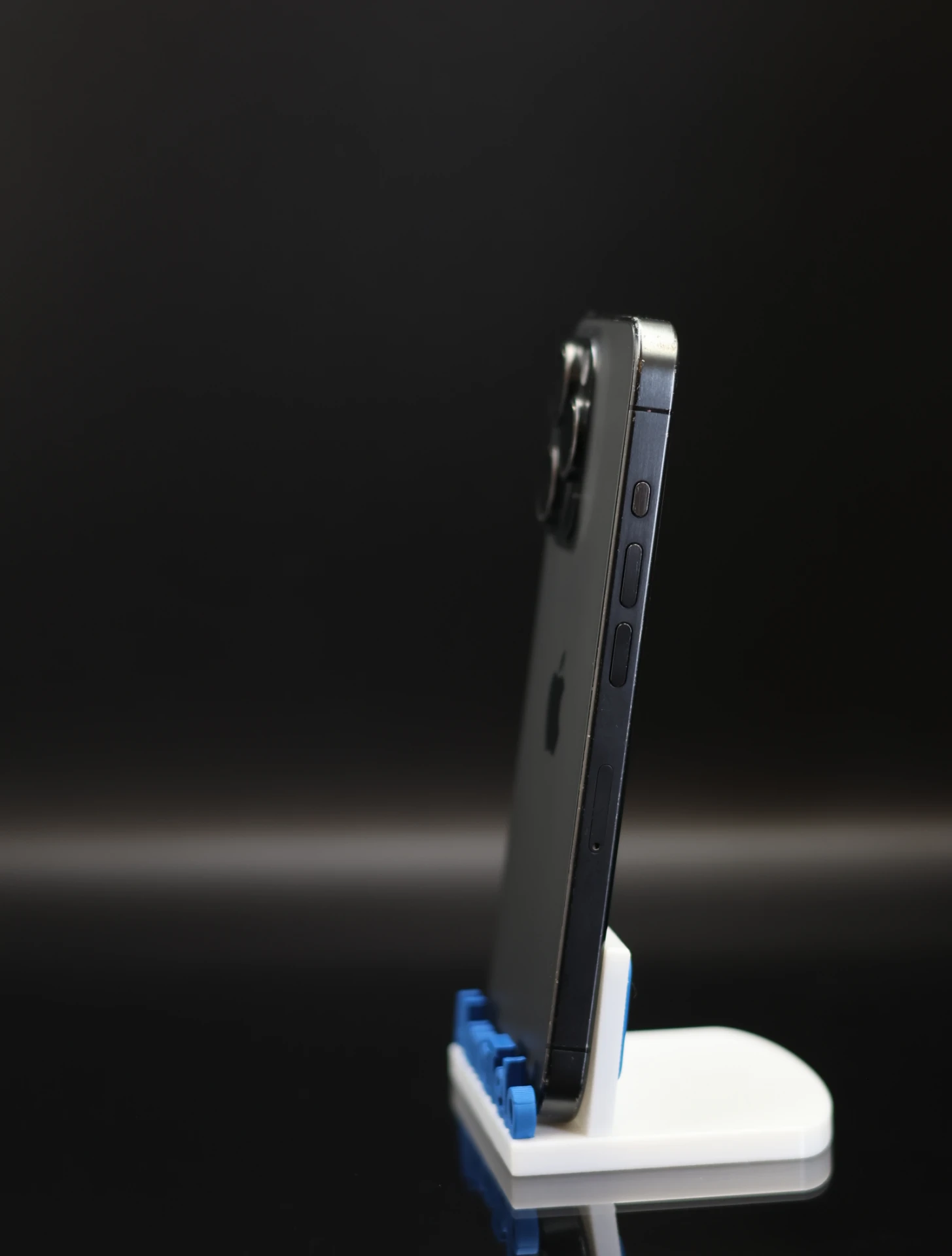 Apple iPhone 15 Pro 128 GB Black Titanium 100% 