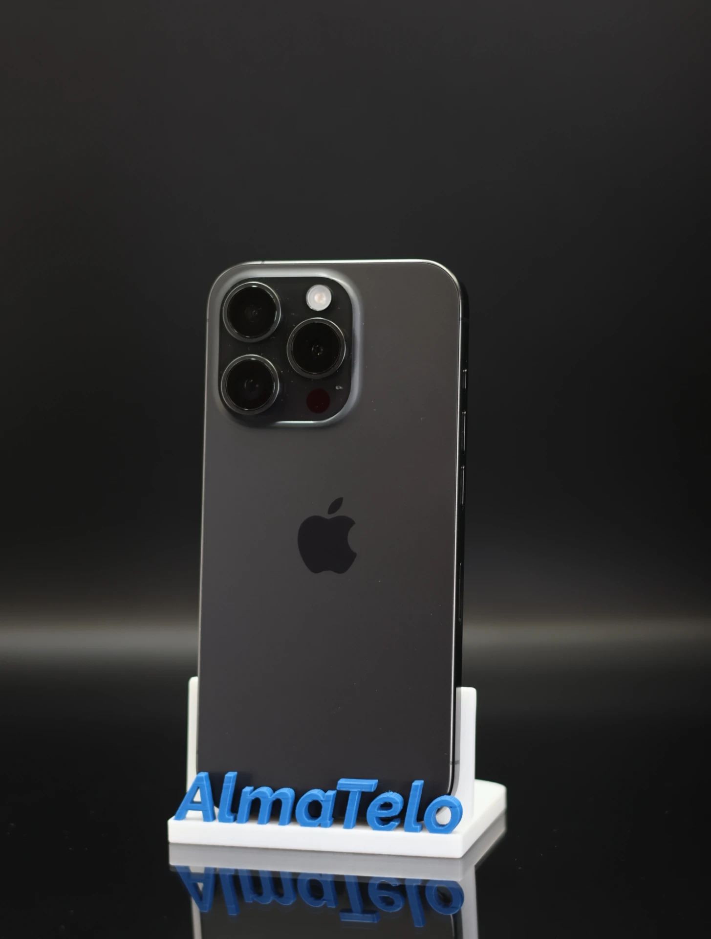 Apple iPhone 15 Pro 128 GB Black Titanium 100%