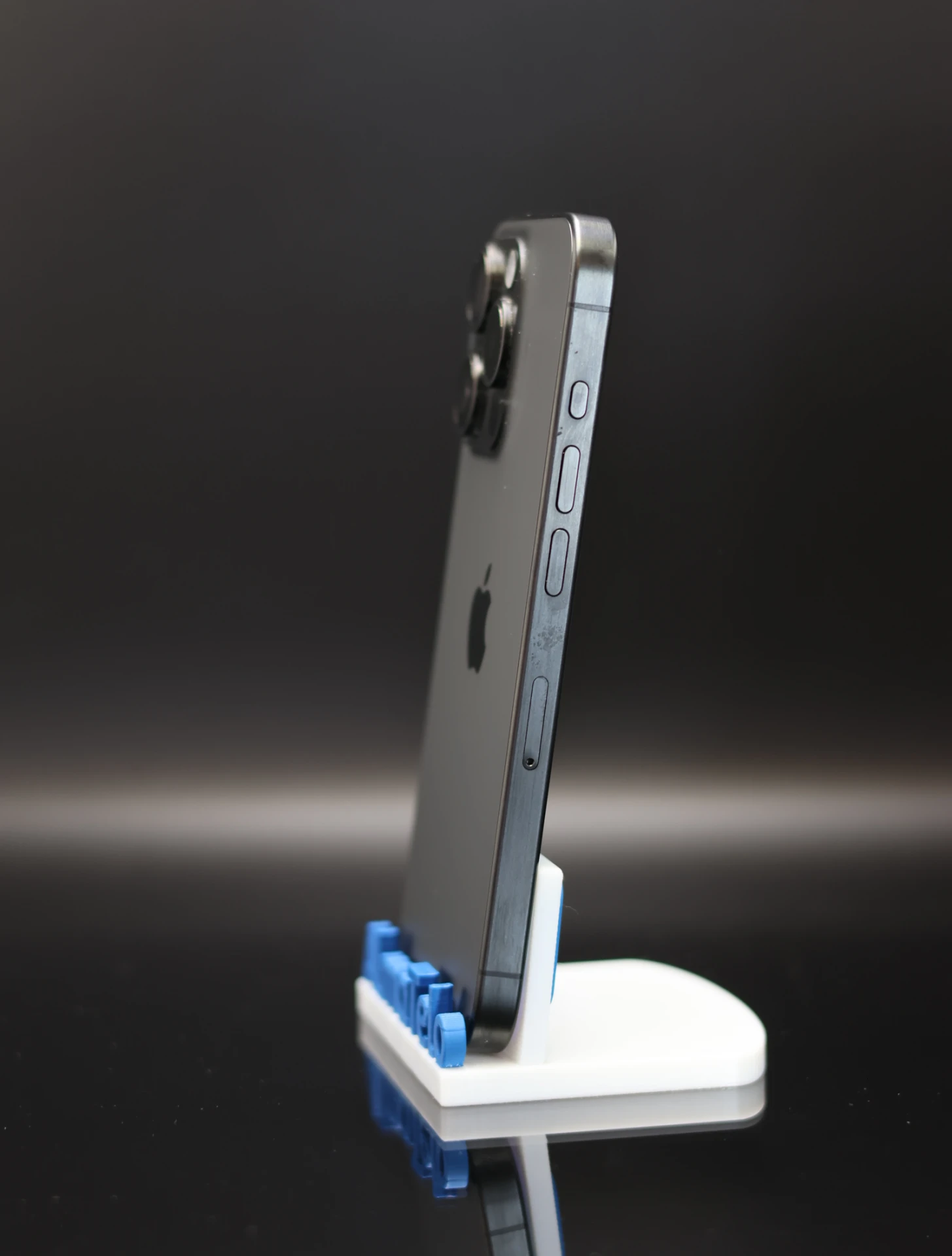 Apple iPhone 15 Pro 128 GB Black Titanium 100% 