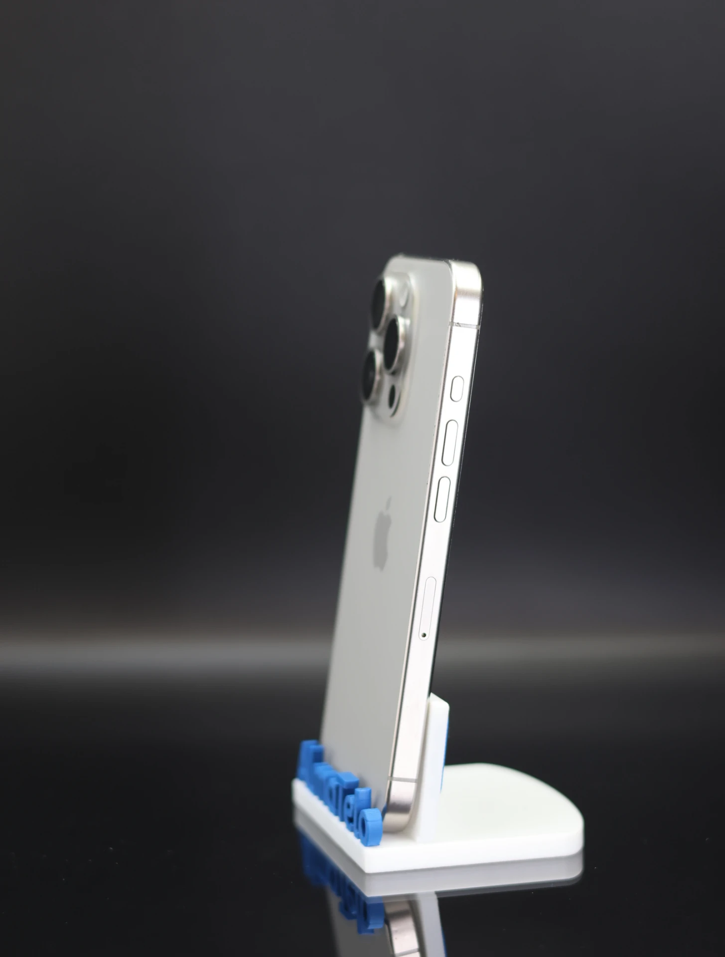 Apple iPhone 15 Pro 128 GB Natural Titanium 100%