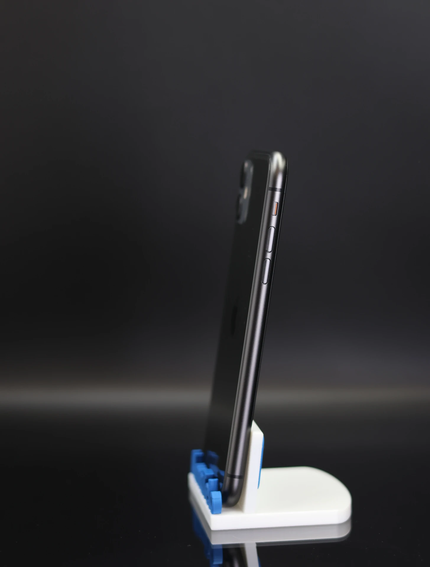 Apple iPhone 11 64 GB Black 100%