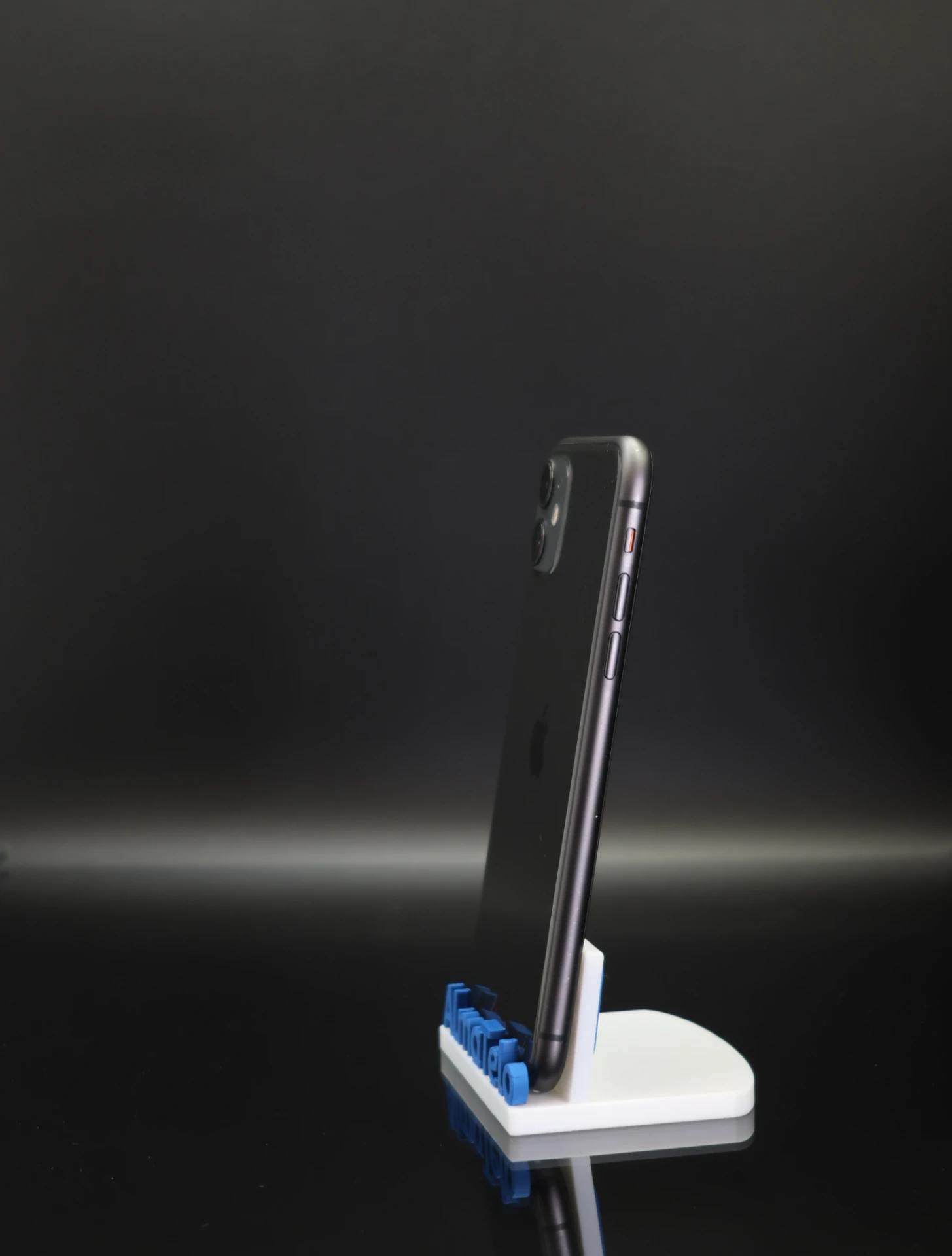 Apple iPhone 11 64 GB Black 100%