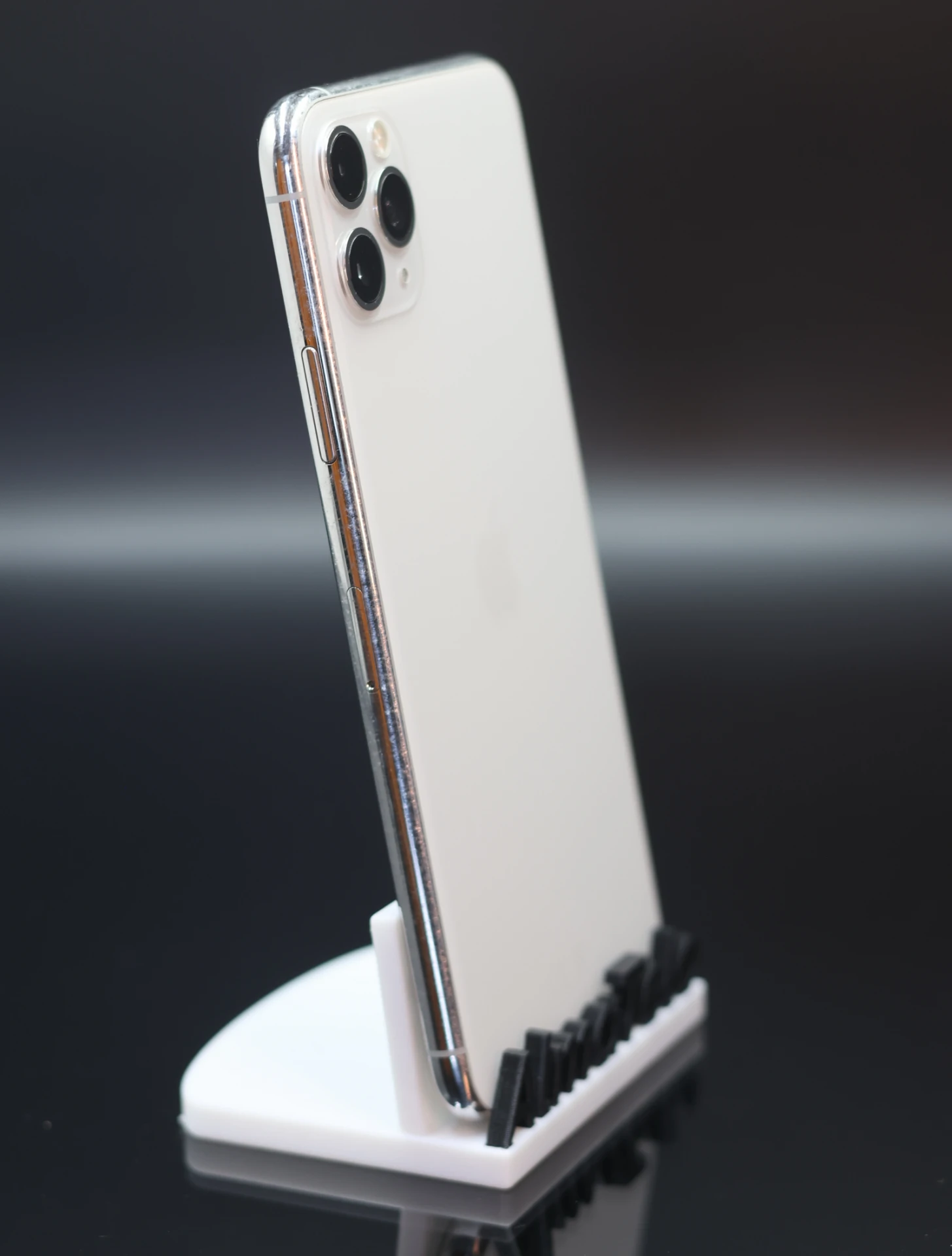 Apple iPhone 11 Pro Max 64 GB Silver 100% 