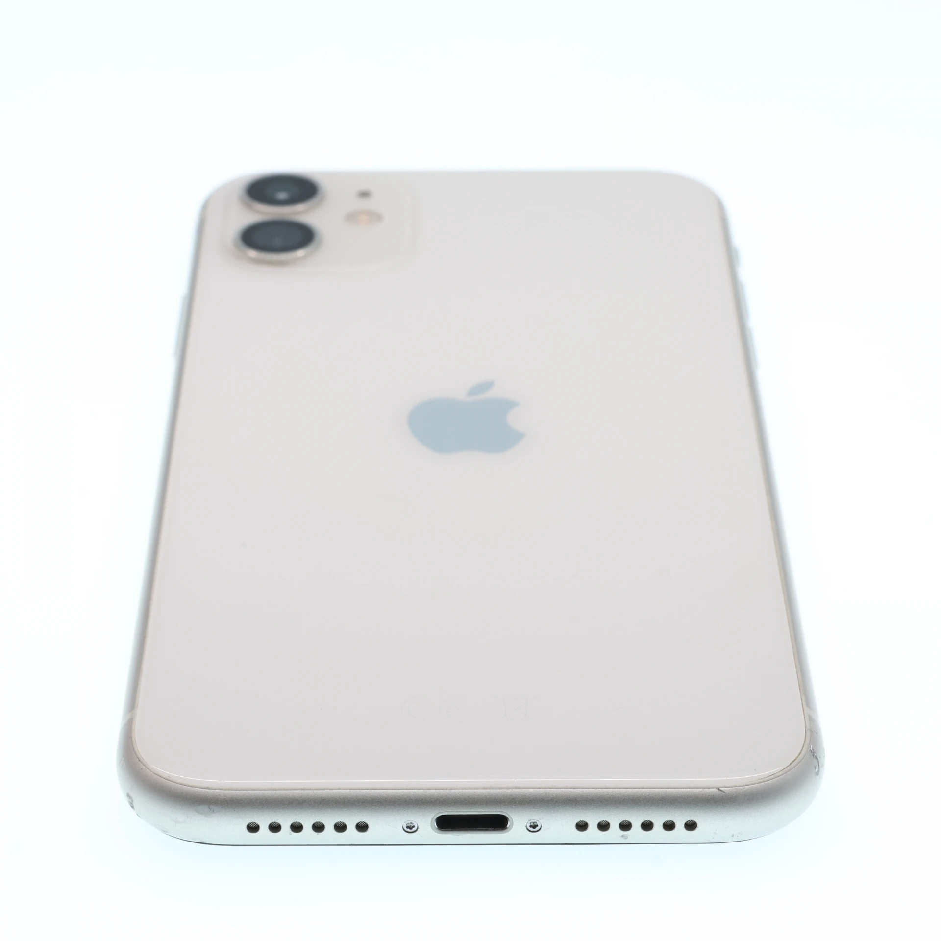 Apple iPhone 11 64 GB White 100%