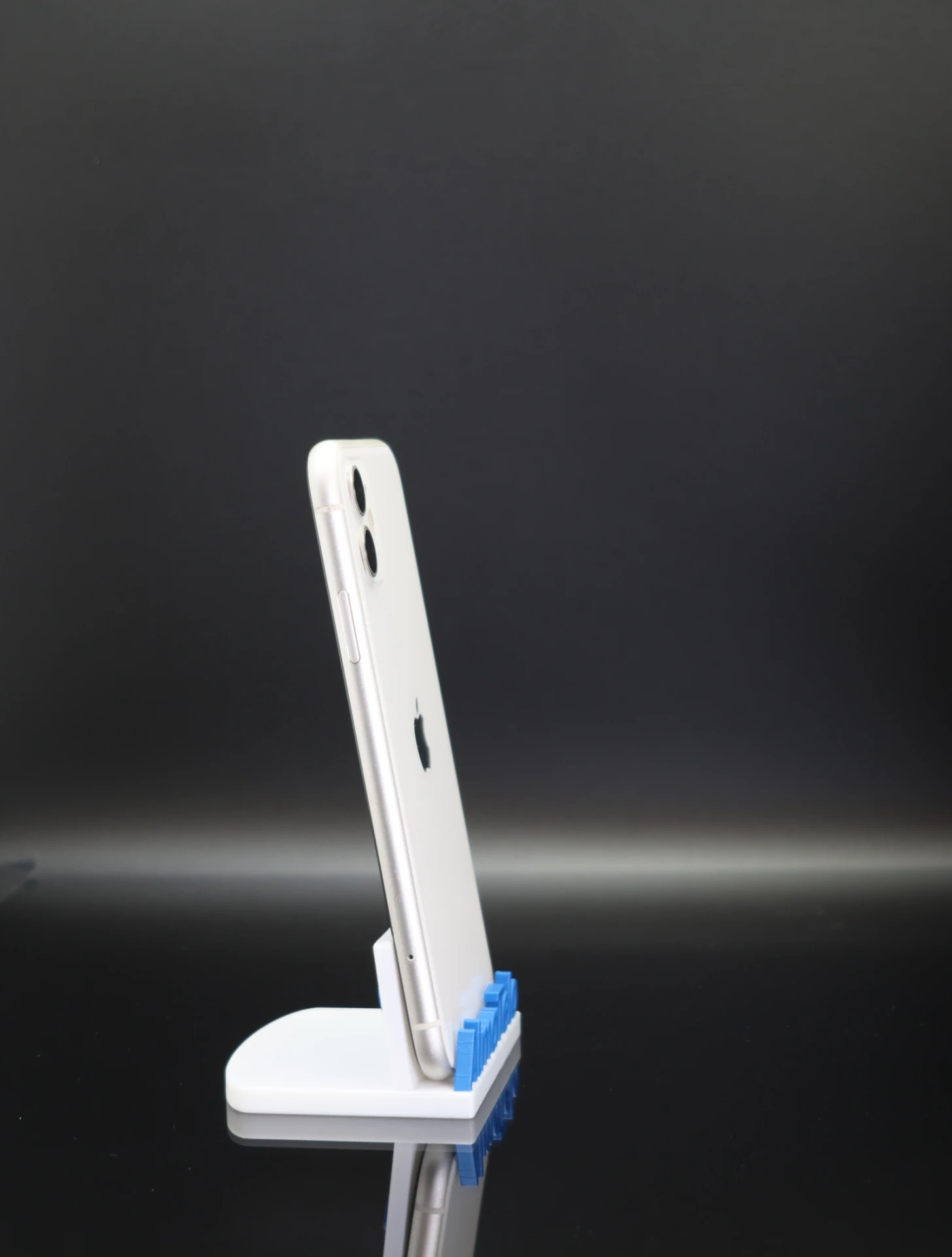 Apple iPhone 11 64 GB White 100%