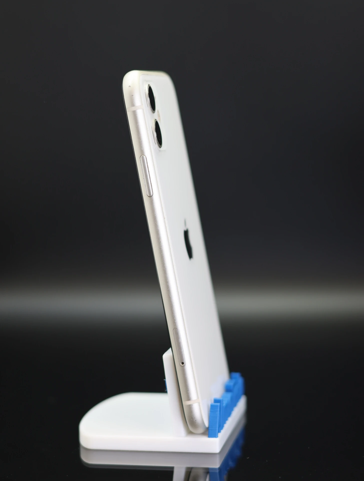 Apple iPhone 11 64 GB White 100%