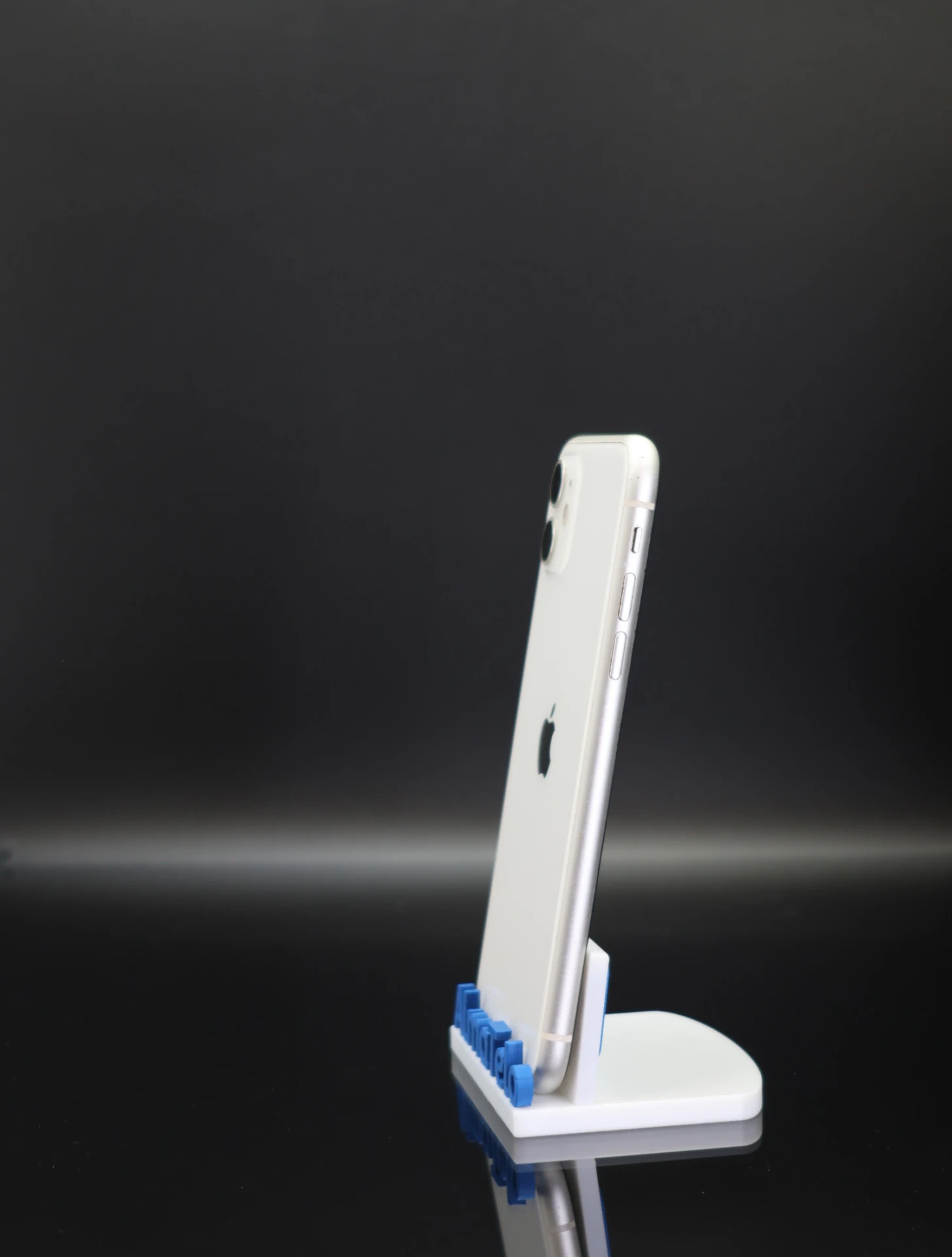 Apple iPhone 11 64 GB White 100%