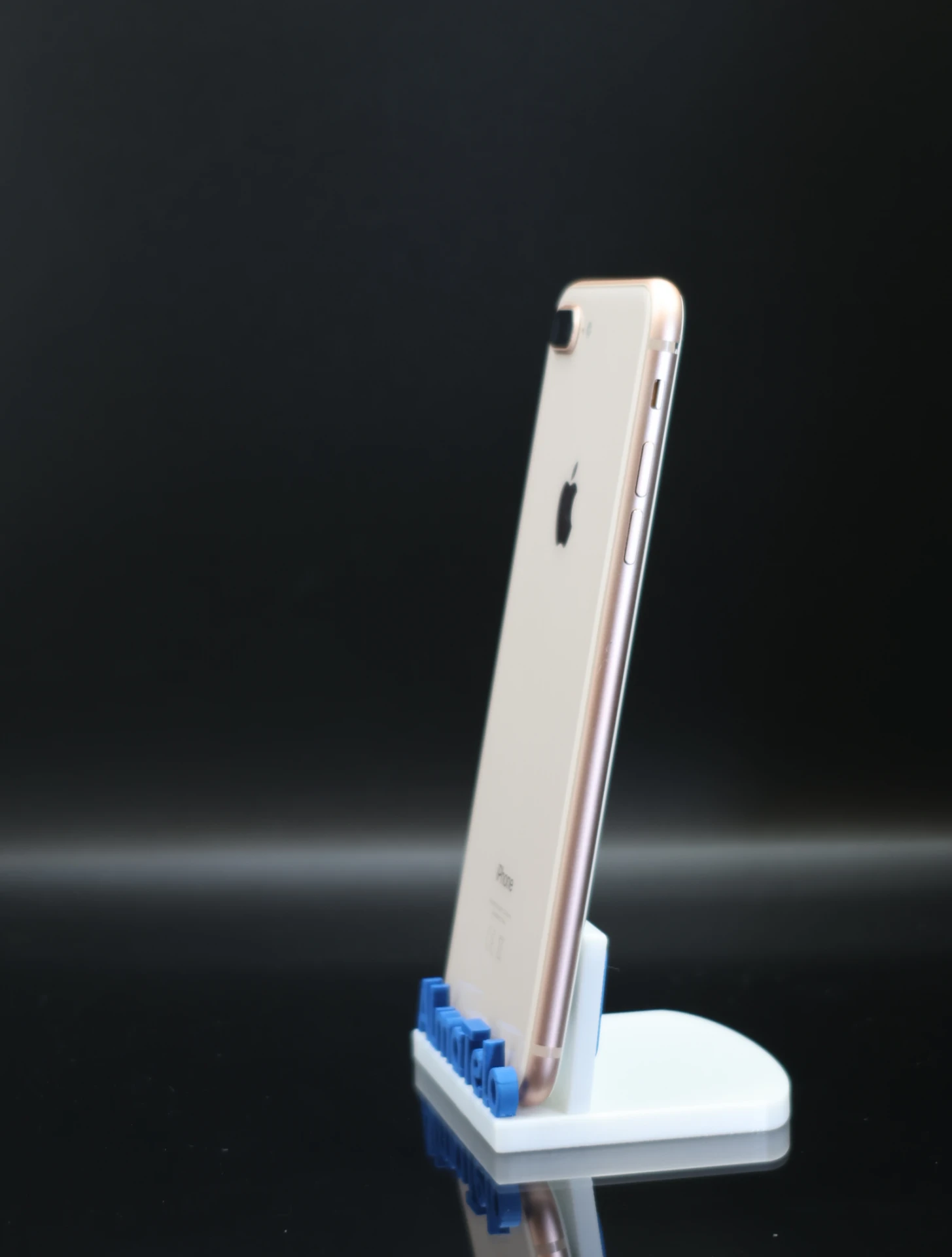 Apple iPhone 8 Plus 64 GB Gold 100%