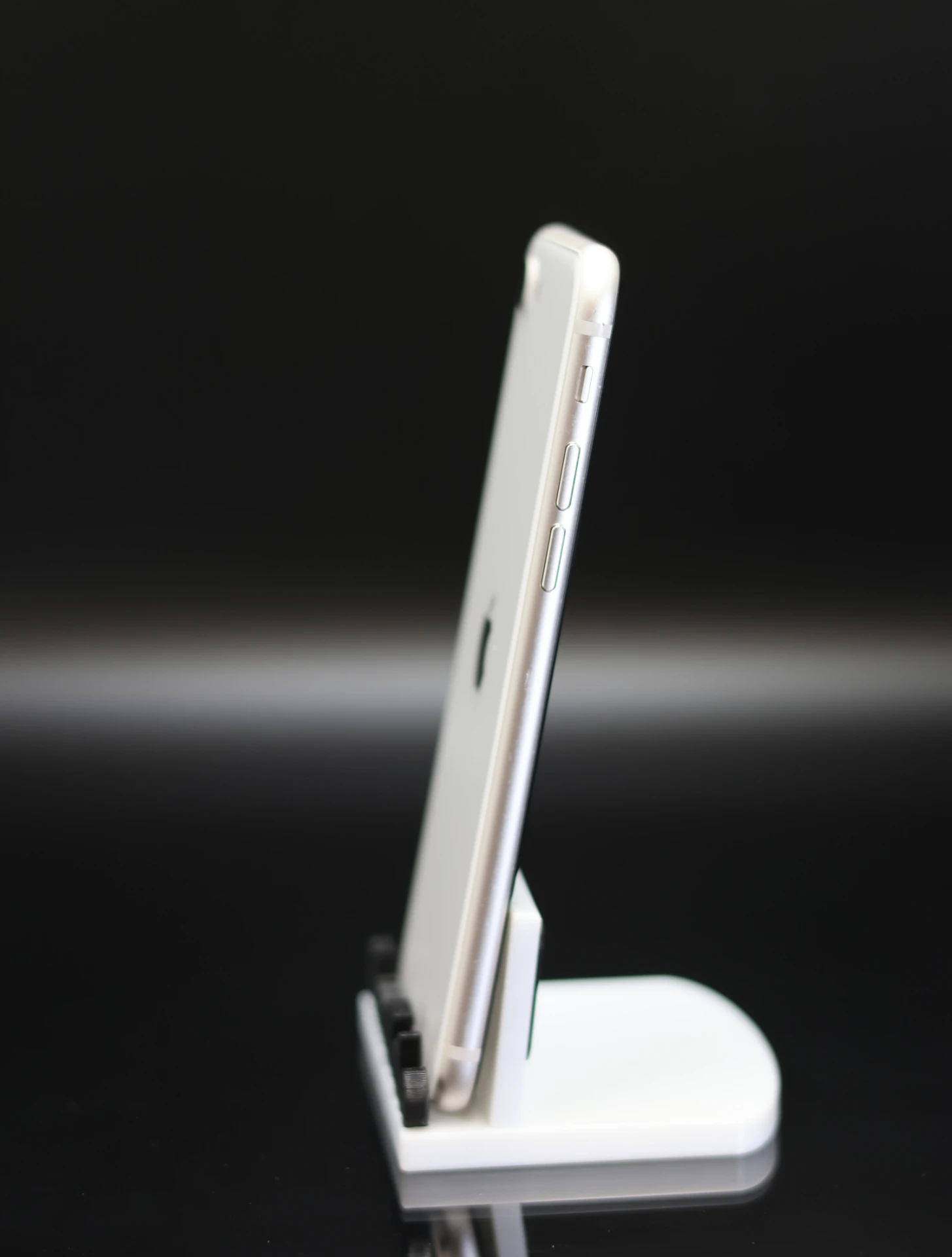 Apple iPhone SE (2022) 64 GB Starlight 100% 