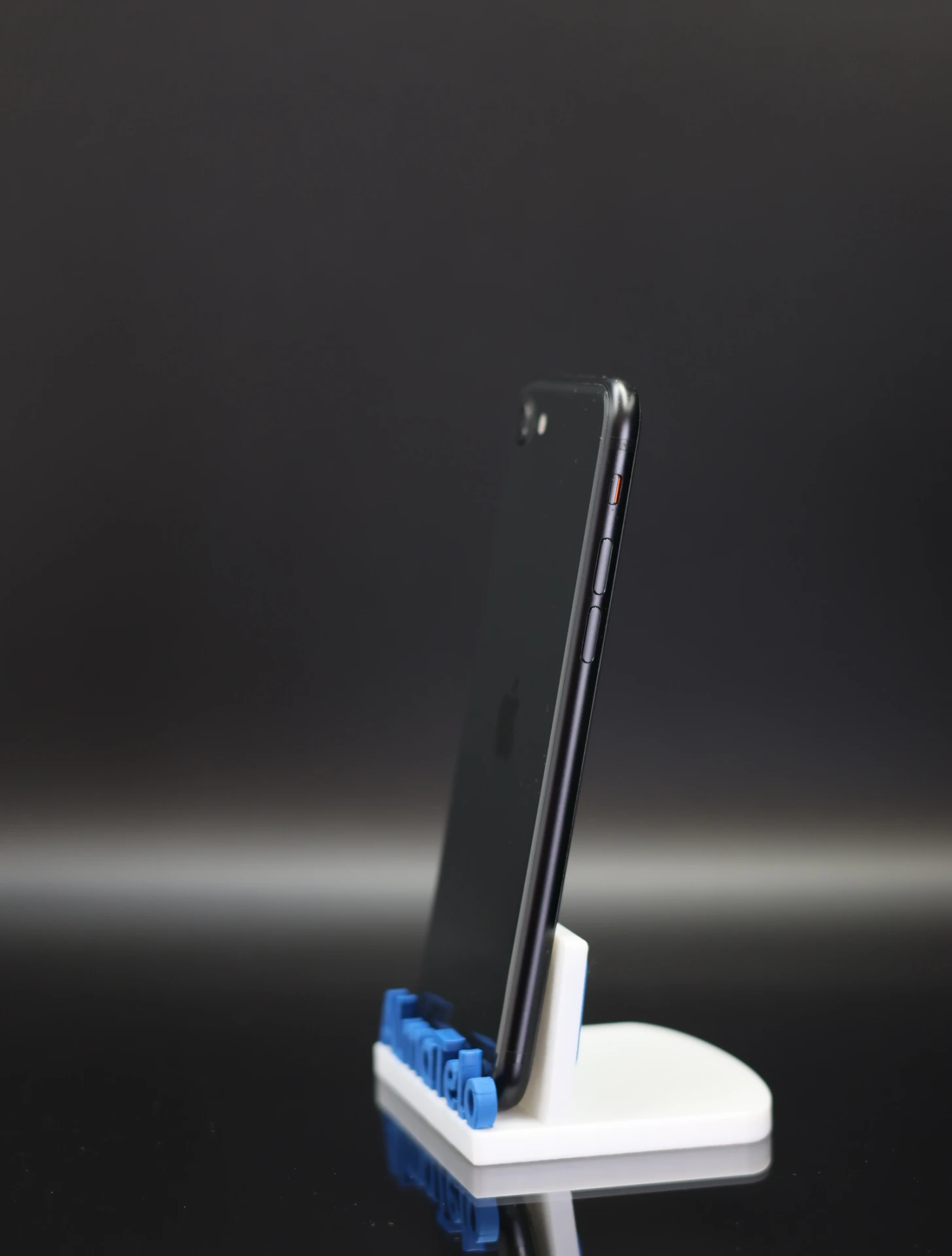 Apple iPhone SE (2020) 64 GB Black 100%