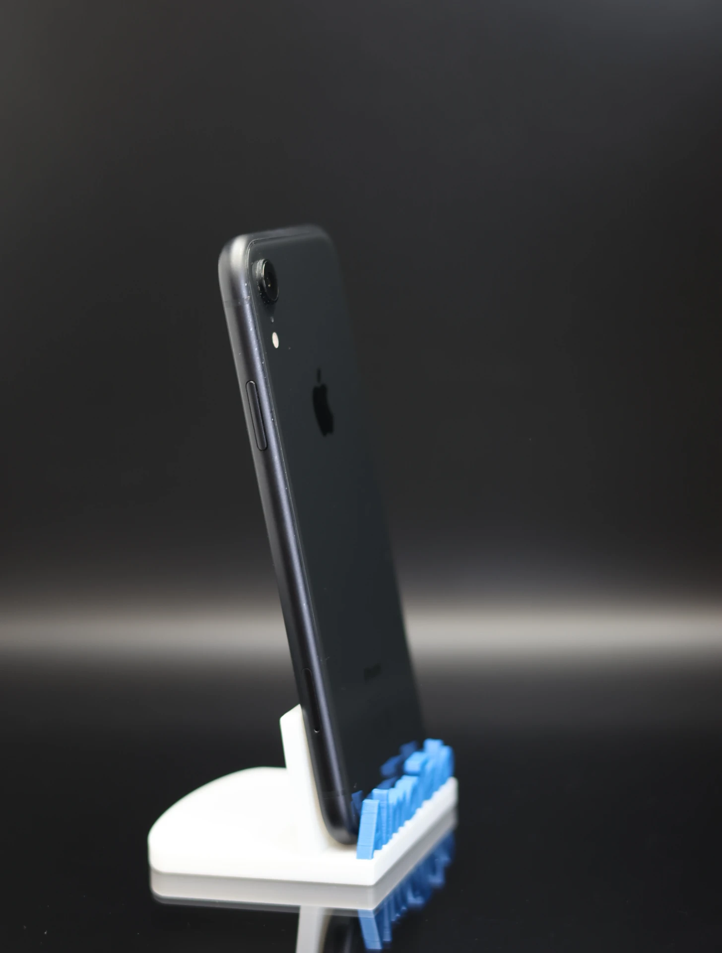 Apple iPhone XR 64 GB Black 100%