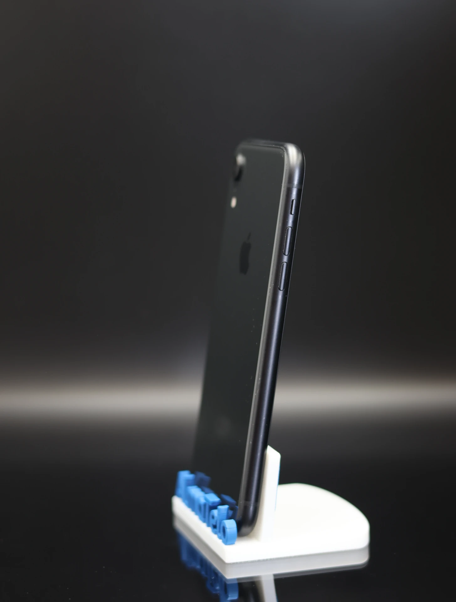 Apple iPhone XR 64 GB Black 100%