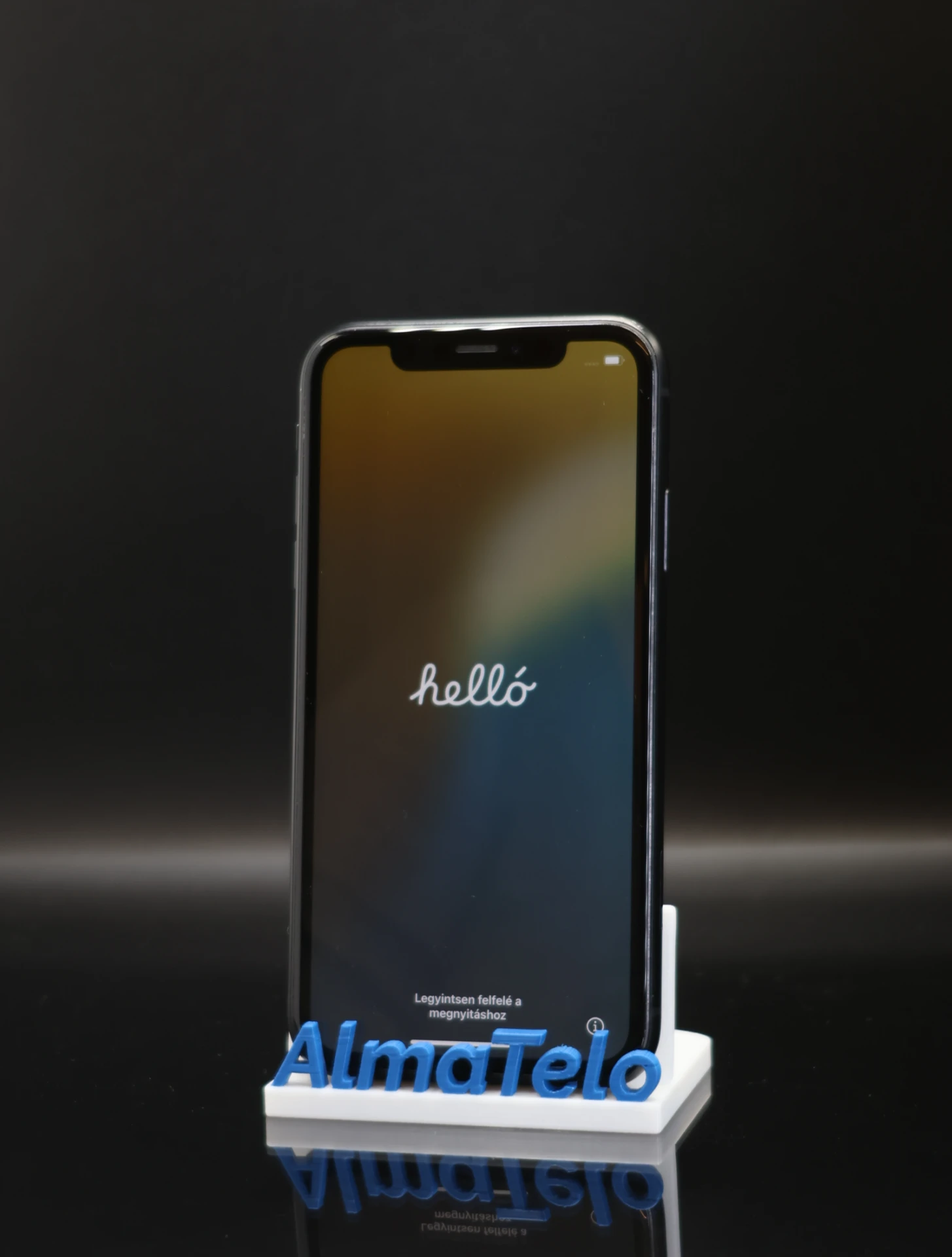 Apple iPhone XR 64 GB Black 100%