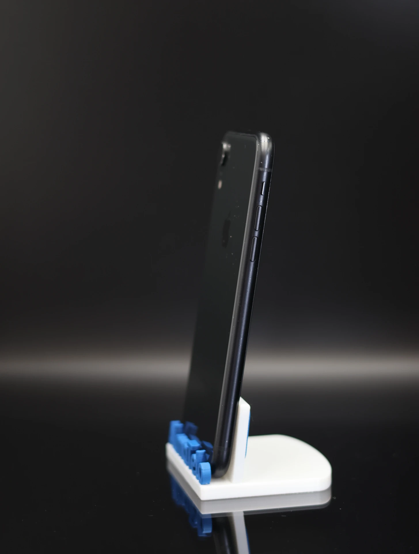 Apple iPhone XR 64 GB Black 100%