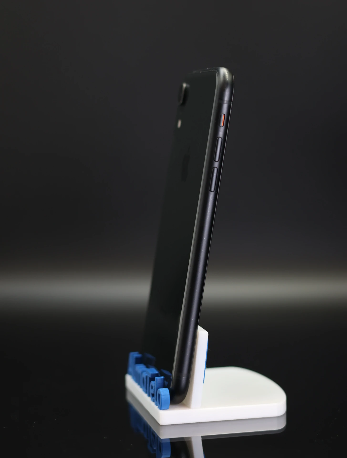 Apple iPhone XR 64 GB Black 100%