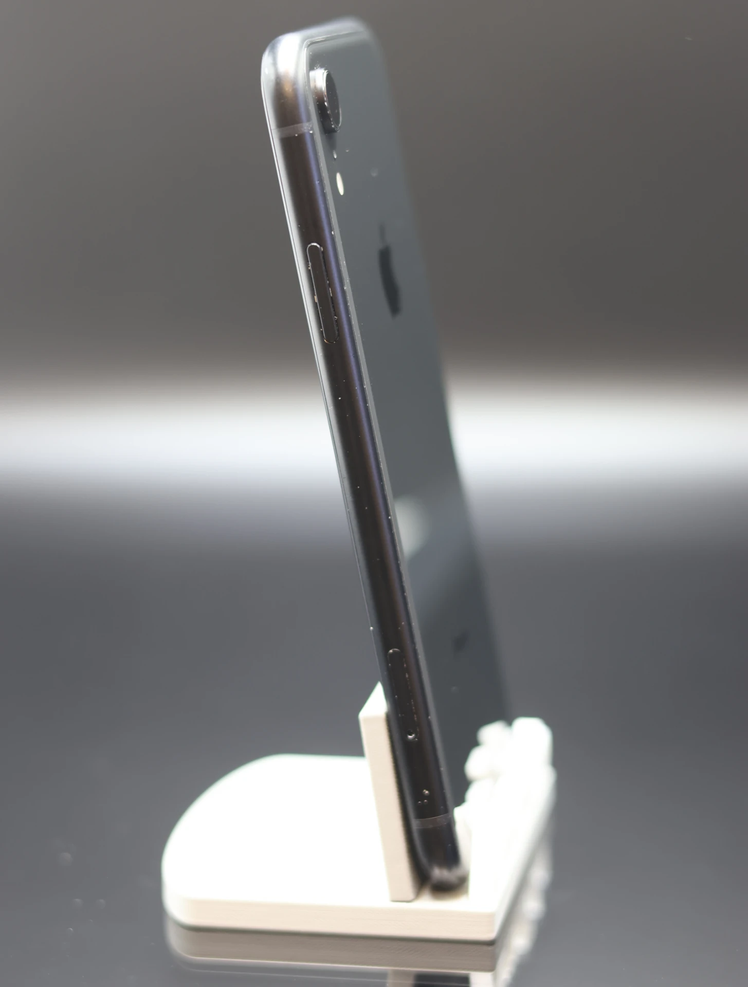 Apple iPhone XR 64 GB Black 100% 