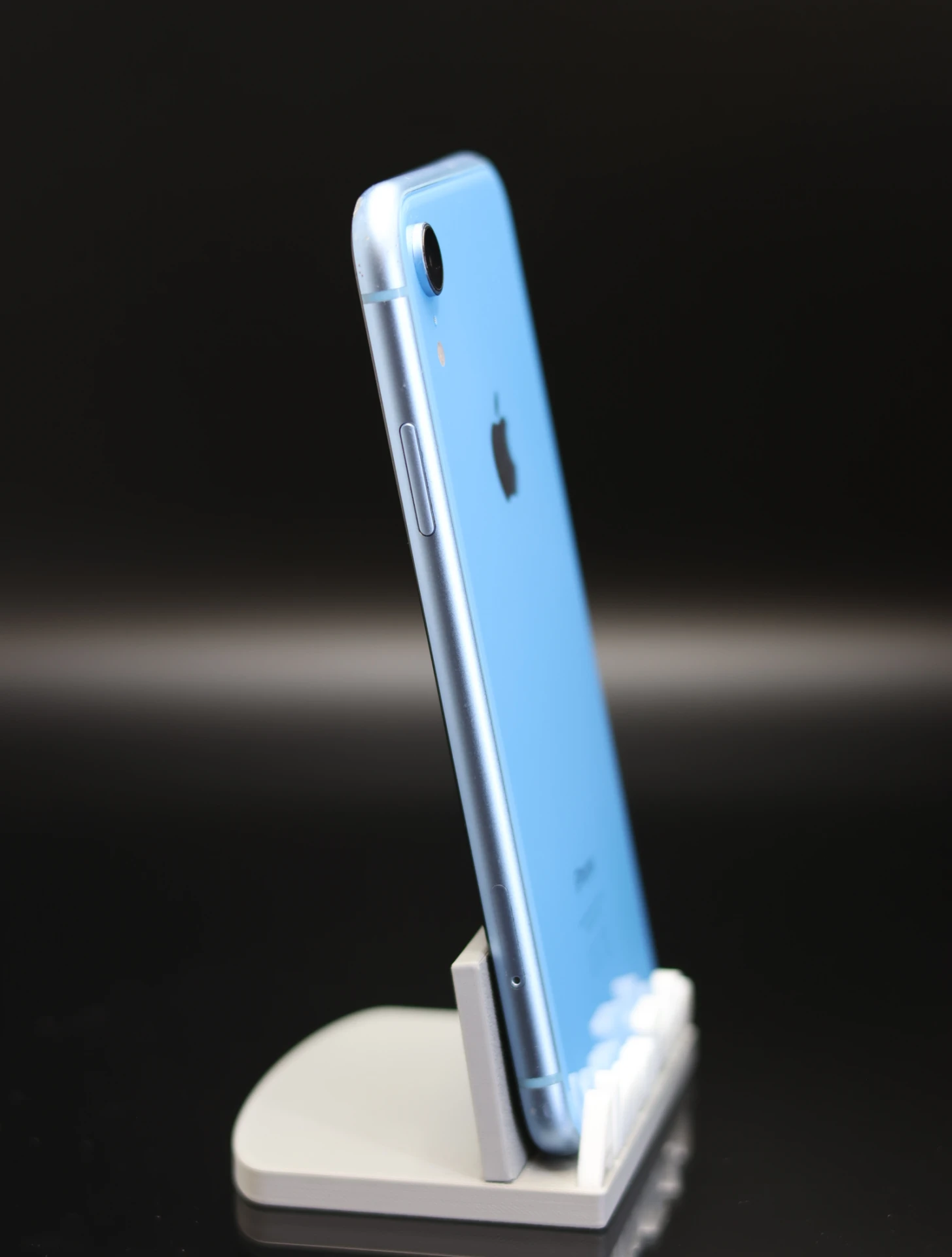 Apple iPhone XR 64 GB Blue 100% 