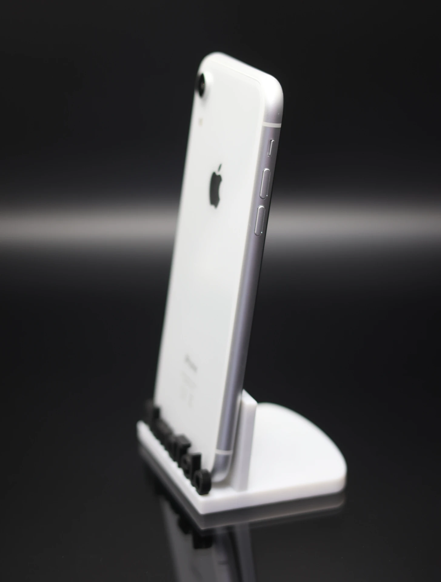 Apple iPhone XR 64 GB White 100%