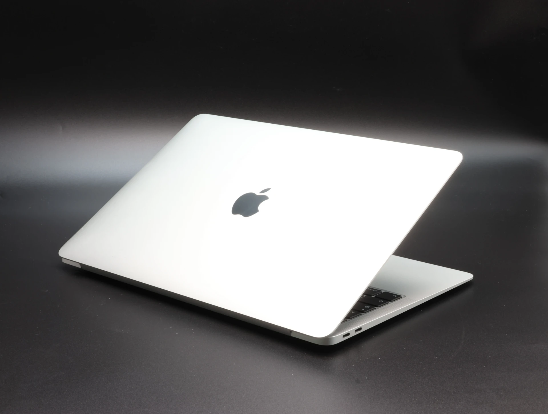 Apple Macbook AIR 256 GB Silver 2020 13 i3 