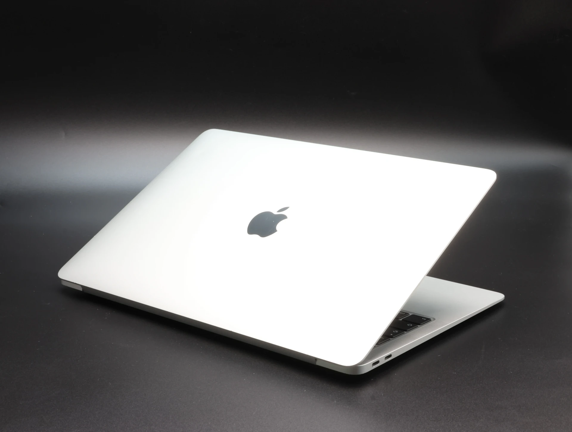 Apple MacBook Air 13″ 2020 256 GB Silver i5 