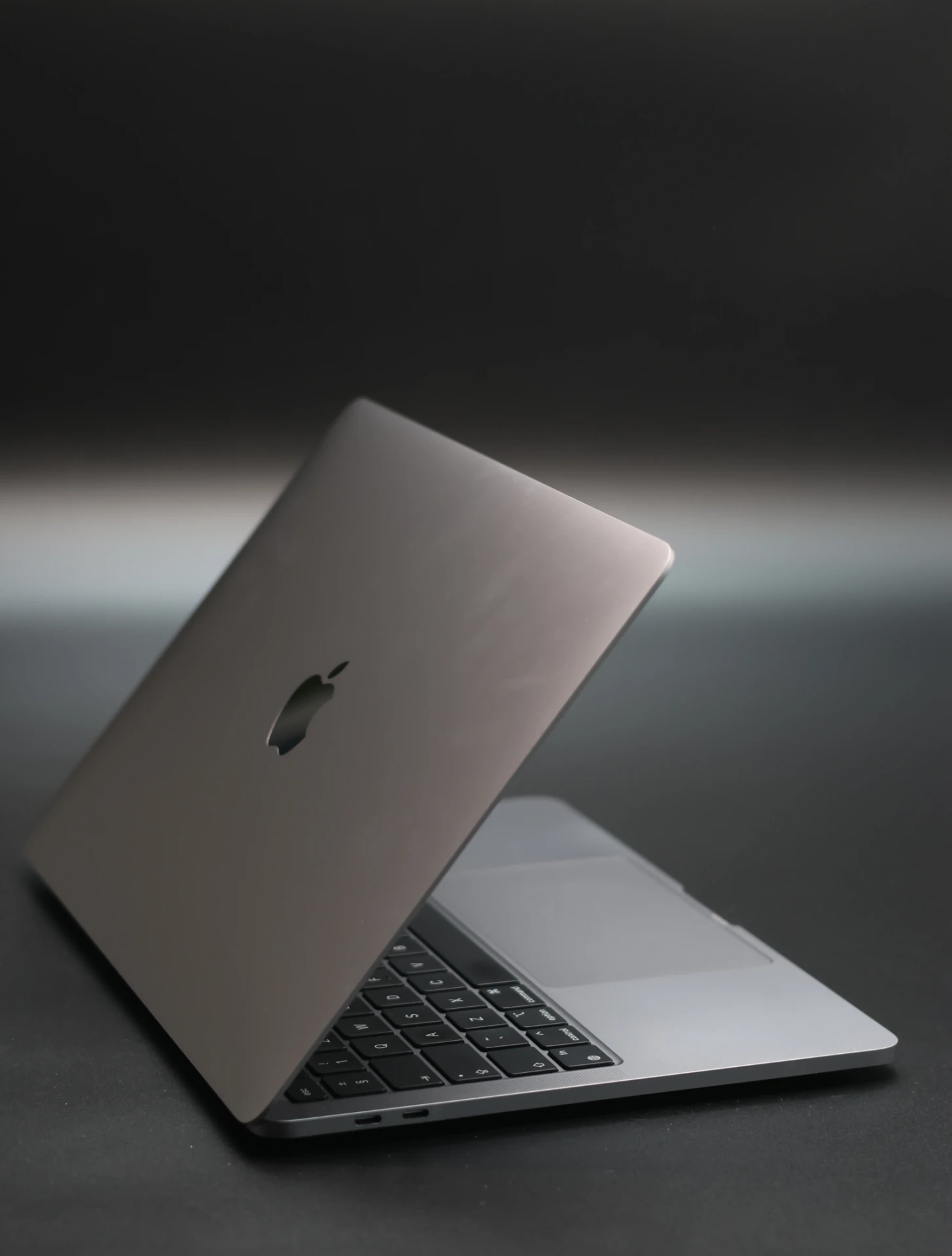 Apple Macbook PRO 256 GB 2020 13 M1 