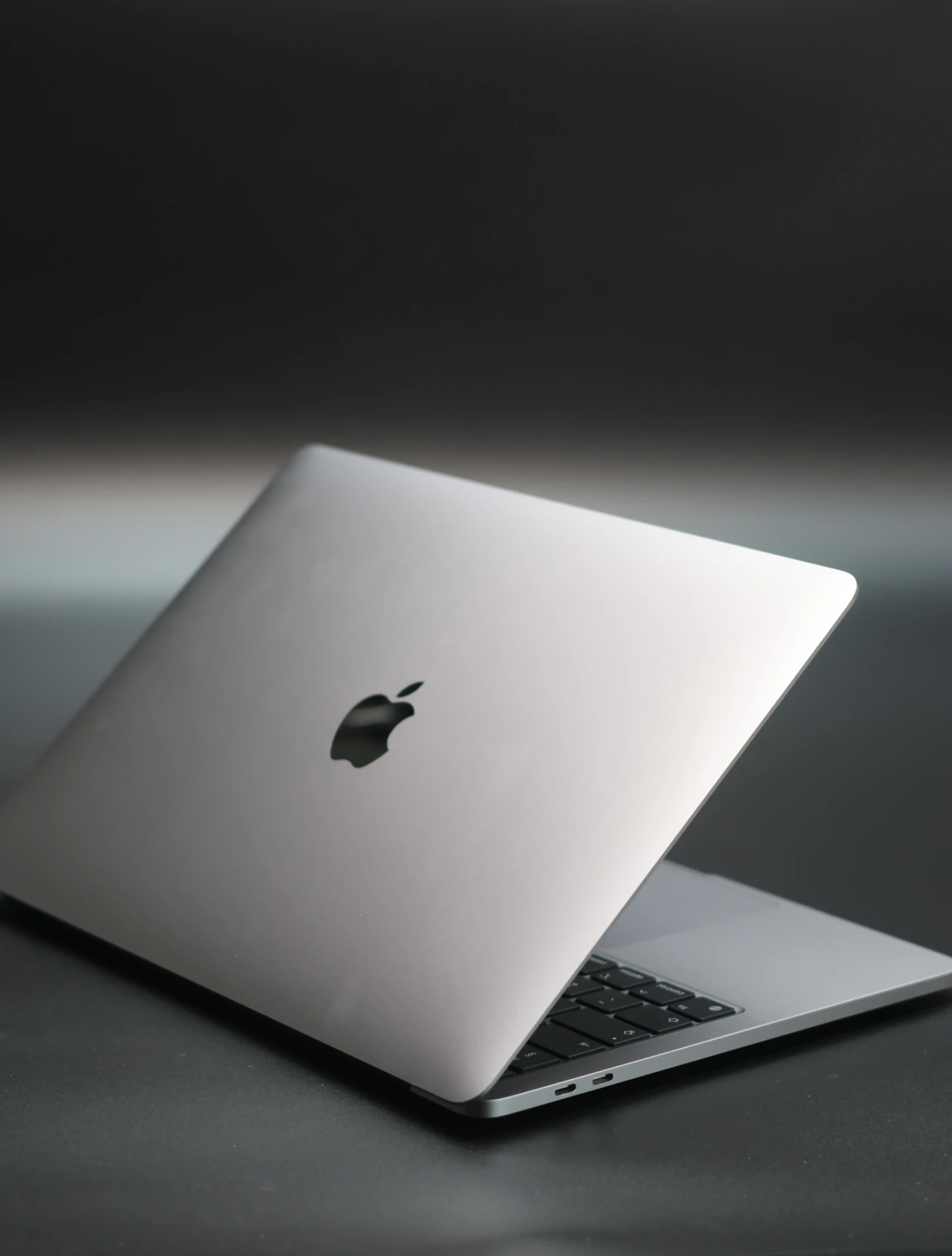 Apple Macbook PRO 256 GB 2020 13 M1 8 GB SSD