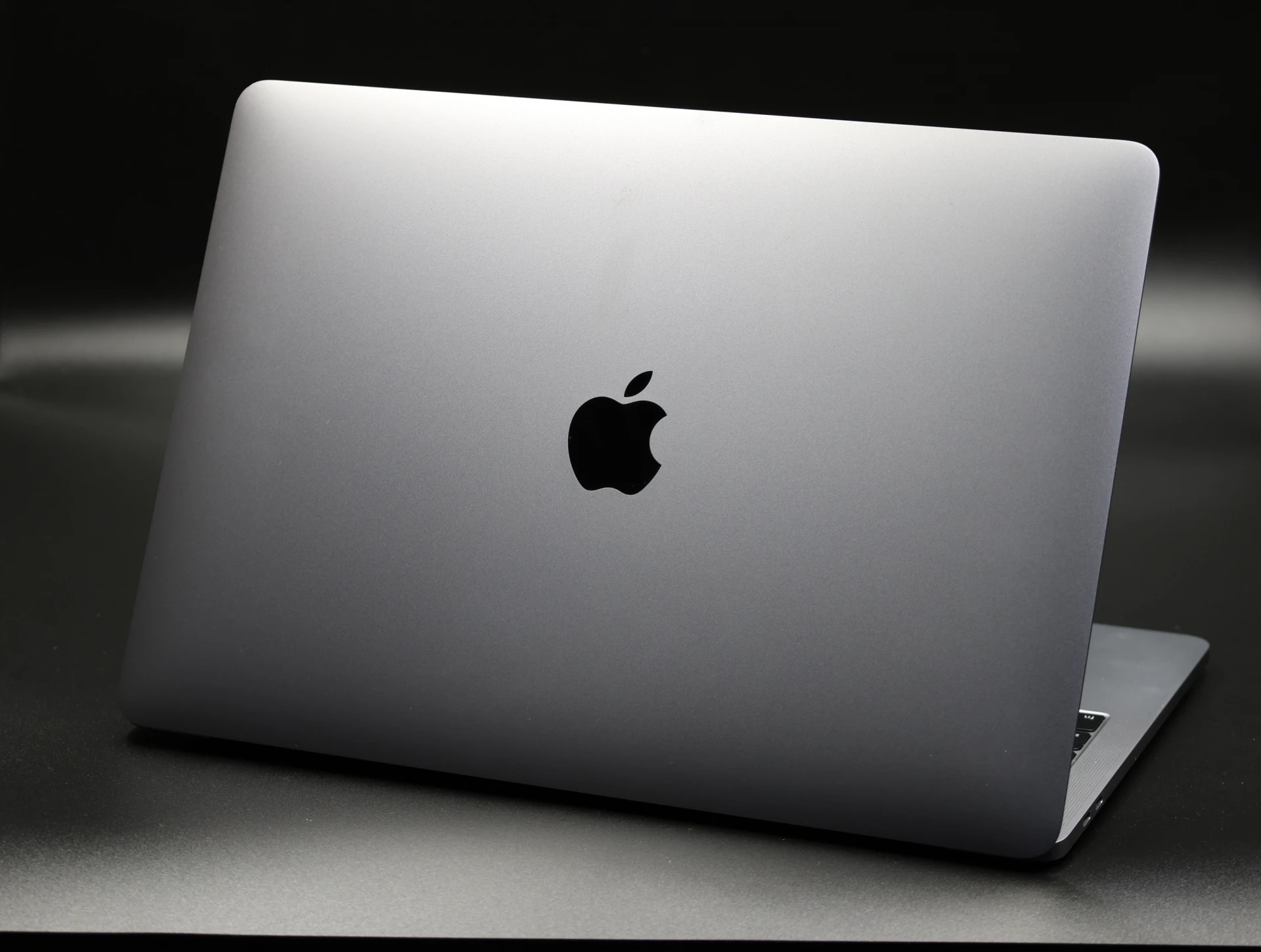 Apple MacBook Pro 13″ Touch Bar 2019 i5 128 GB SSD 8 GB RAM Space Gray EU Bill