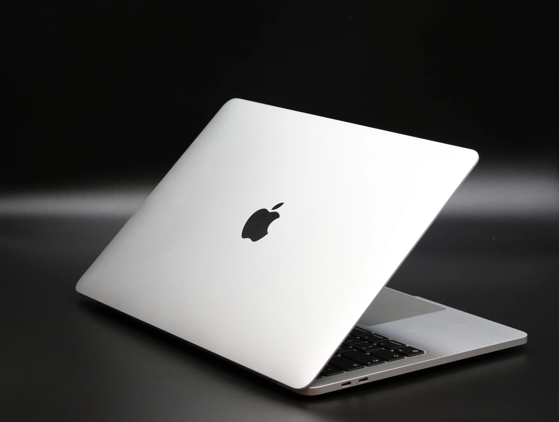 Apple Macbook PRO 256 GB 2020 13 M1 