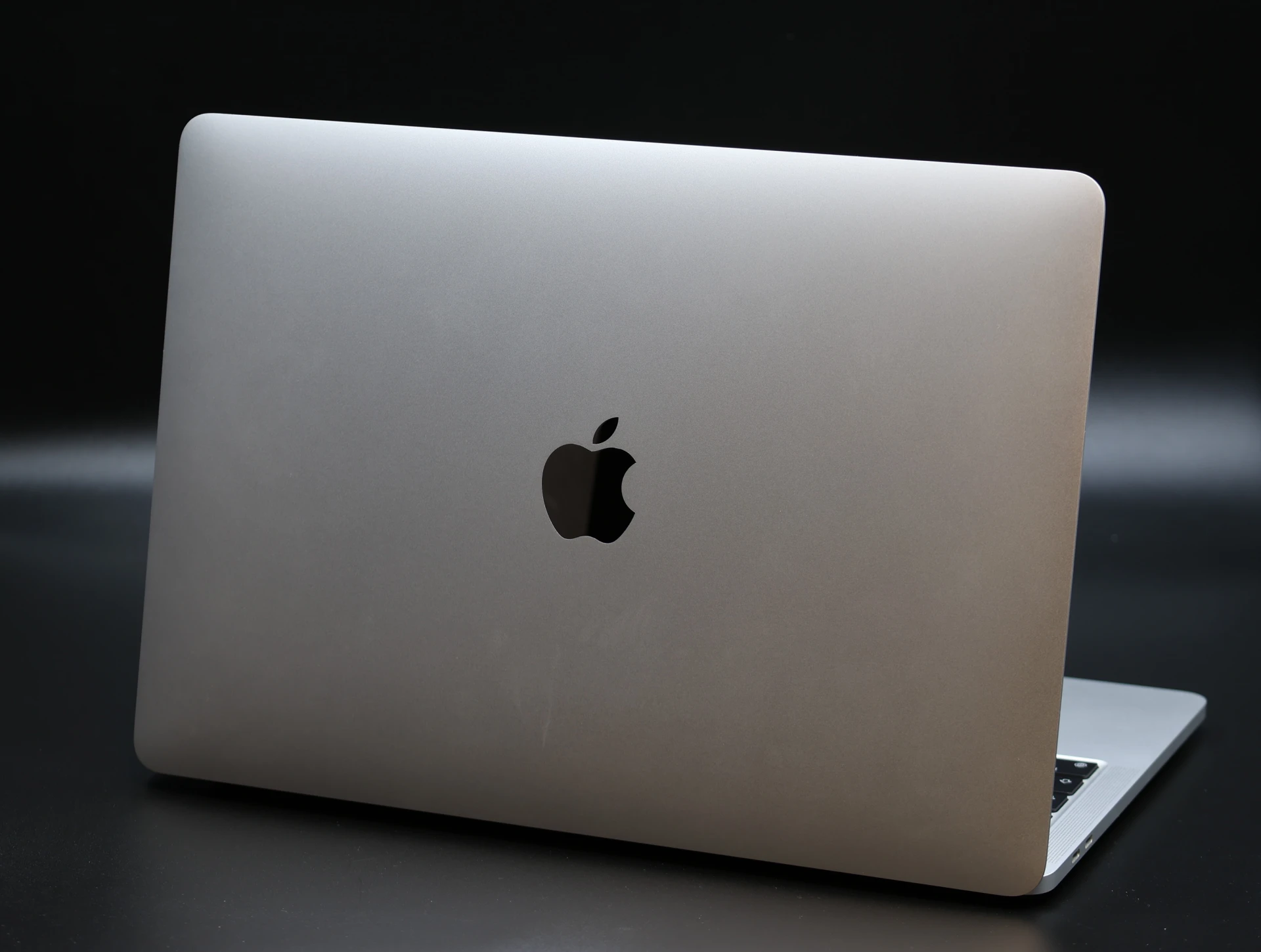 Apple Macbook PRO 256 GB 2020 13 M1 