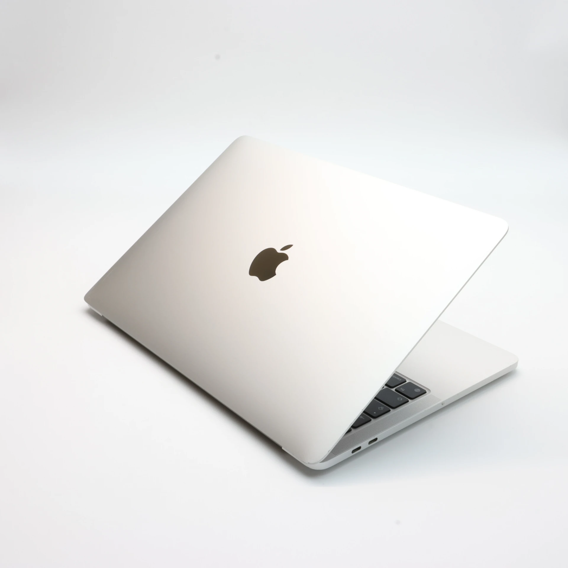 Apple Macbook PRO 256 GB 2020 13 M1 8 GB SSD