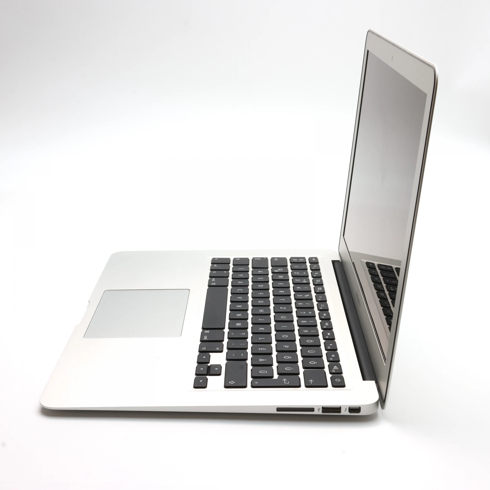 Apple MacBook Air 13" 2015 i5 256 GB 8 GB RAM Silver 82% HUN Bill 