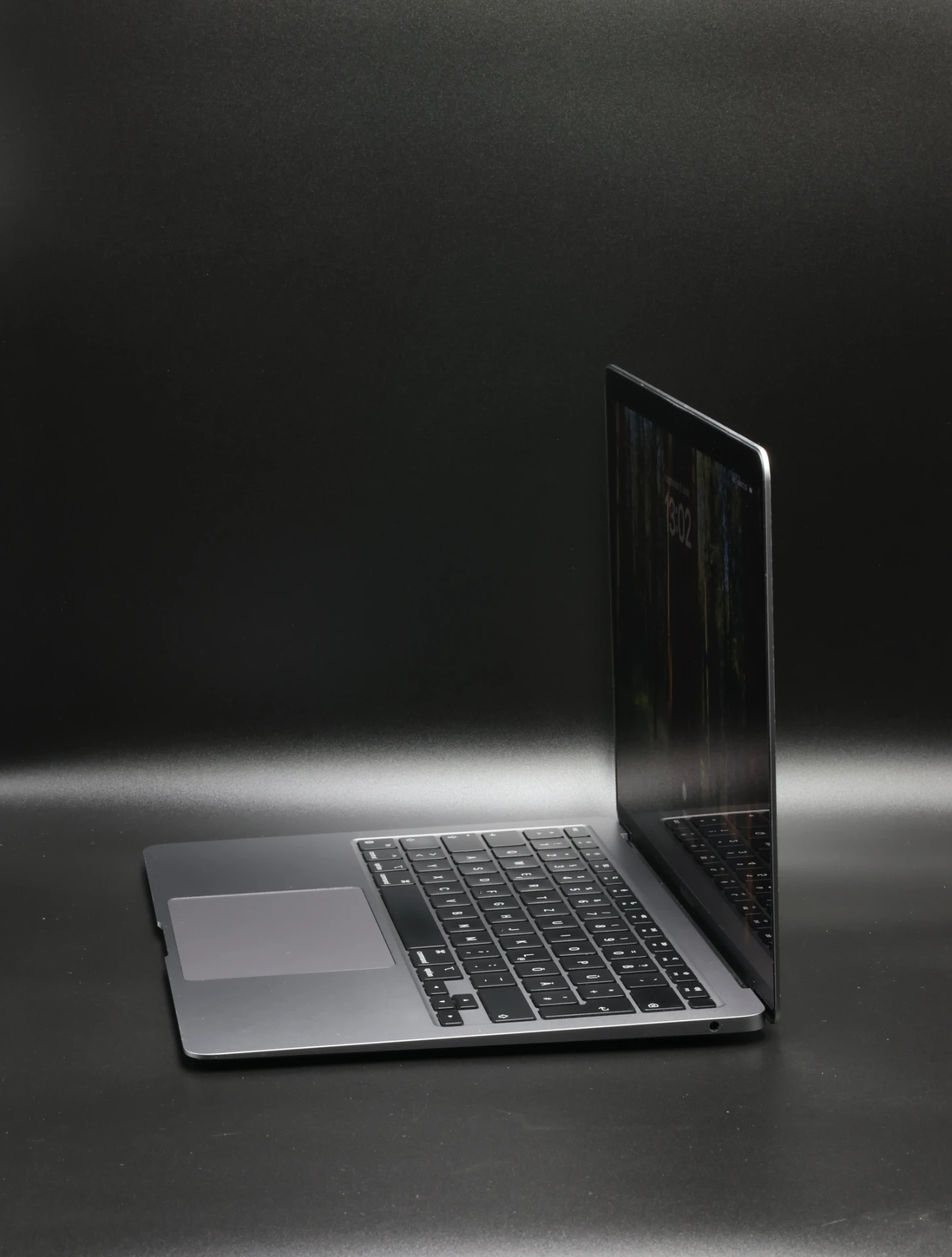 Apple MacBook Air 13″ 2020 M1 256 GB SSD 8 GB RAM Space Gray 88% EU Bill 