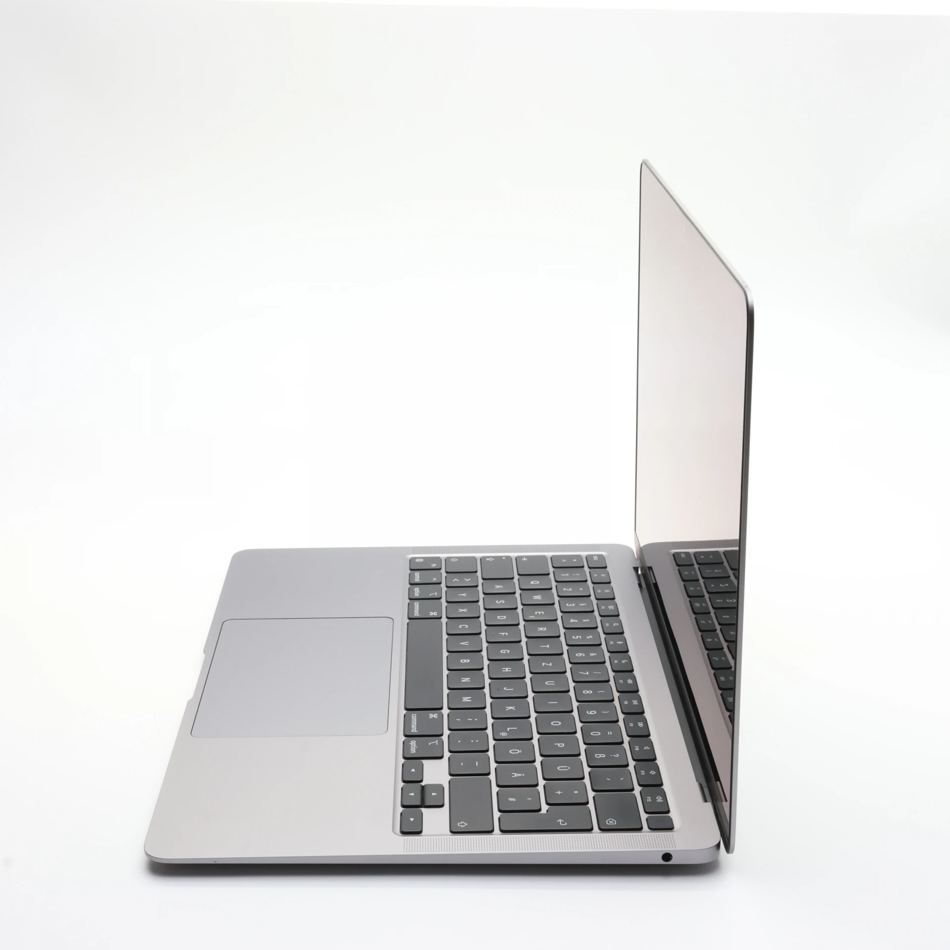 Apple MacBook Air 13″ 2020 M1 256 GB SSD 8 GB RAM Space Gray 88% EU Bill 