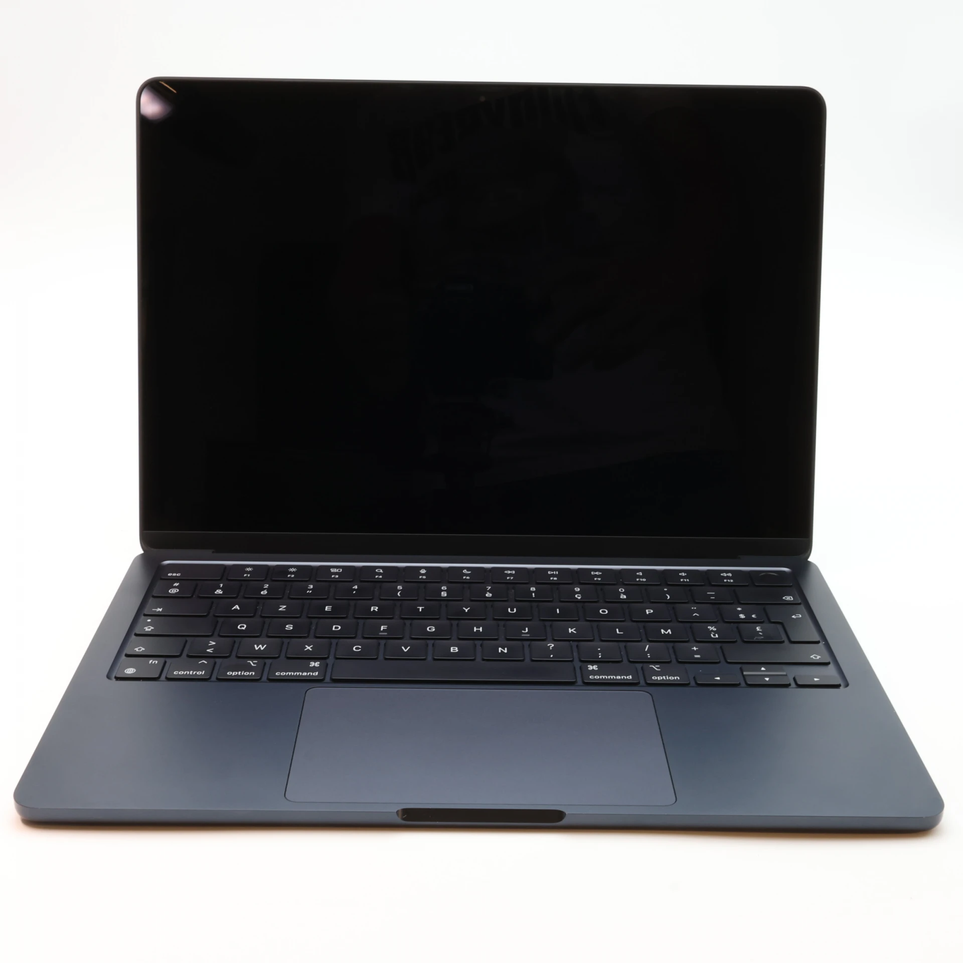 Apple MacBook Air 13″ 2022 256 GB Midnight 100 ciklus M2 8 GB SSD