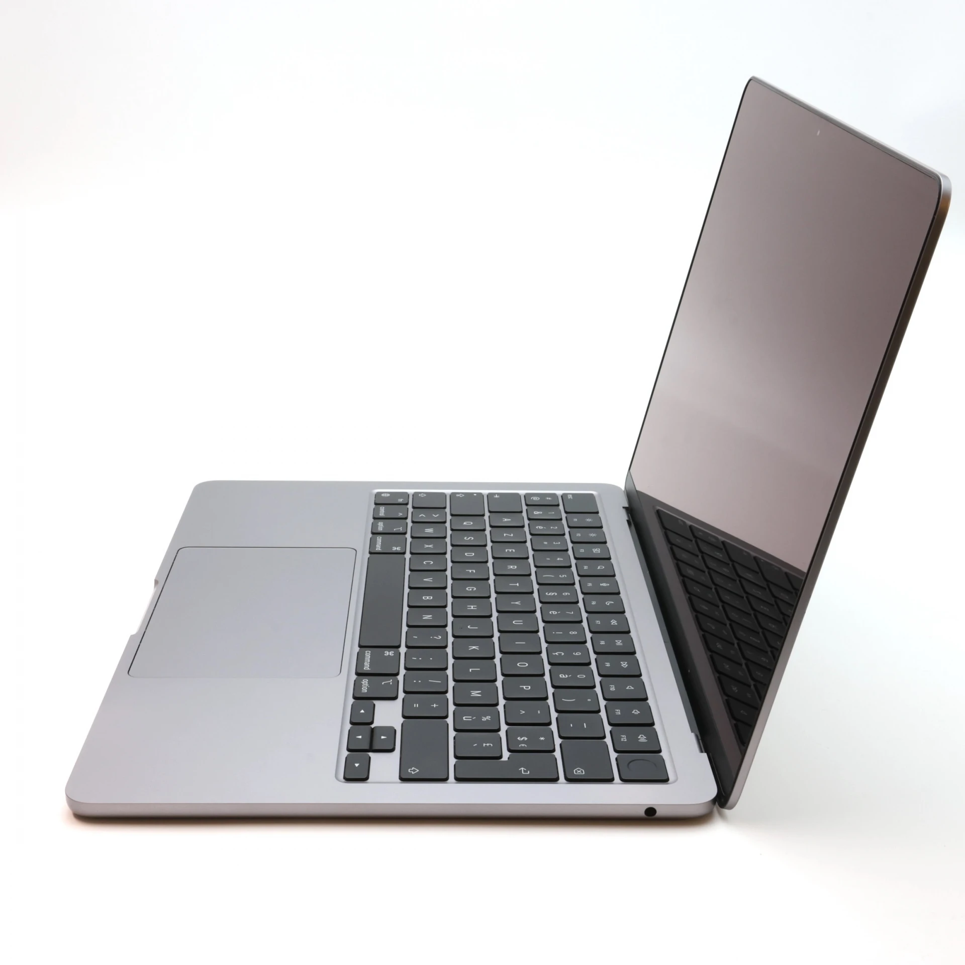 Apple MacBook Air 13″ 2022 M2 256 GB SSD 8 GB RAM Space Gray 87% EU Bill 