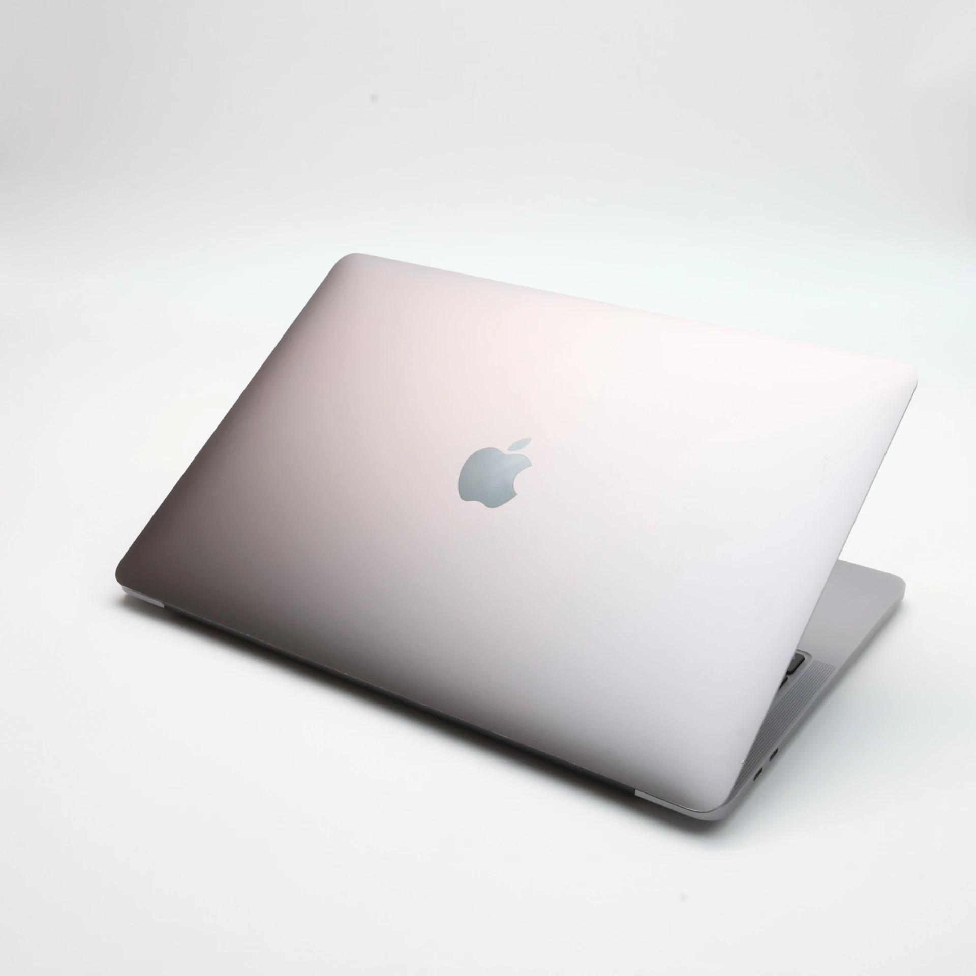Apple MacBook Pro 13″ 2020 256 GB Space Gray M1 