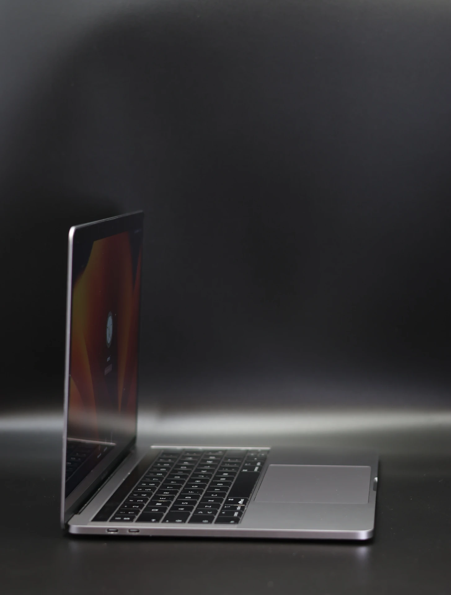 Apple MacBook Pro 13″ Touch Bar 2018 i7 256 GB SSD 16 GB RAM Space Gray 100% EU Bill