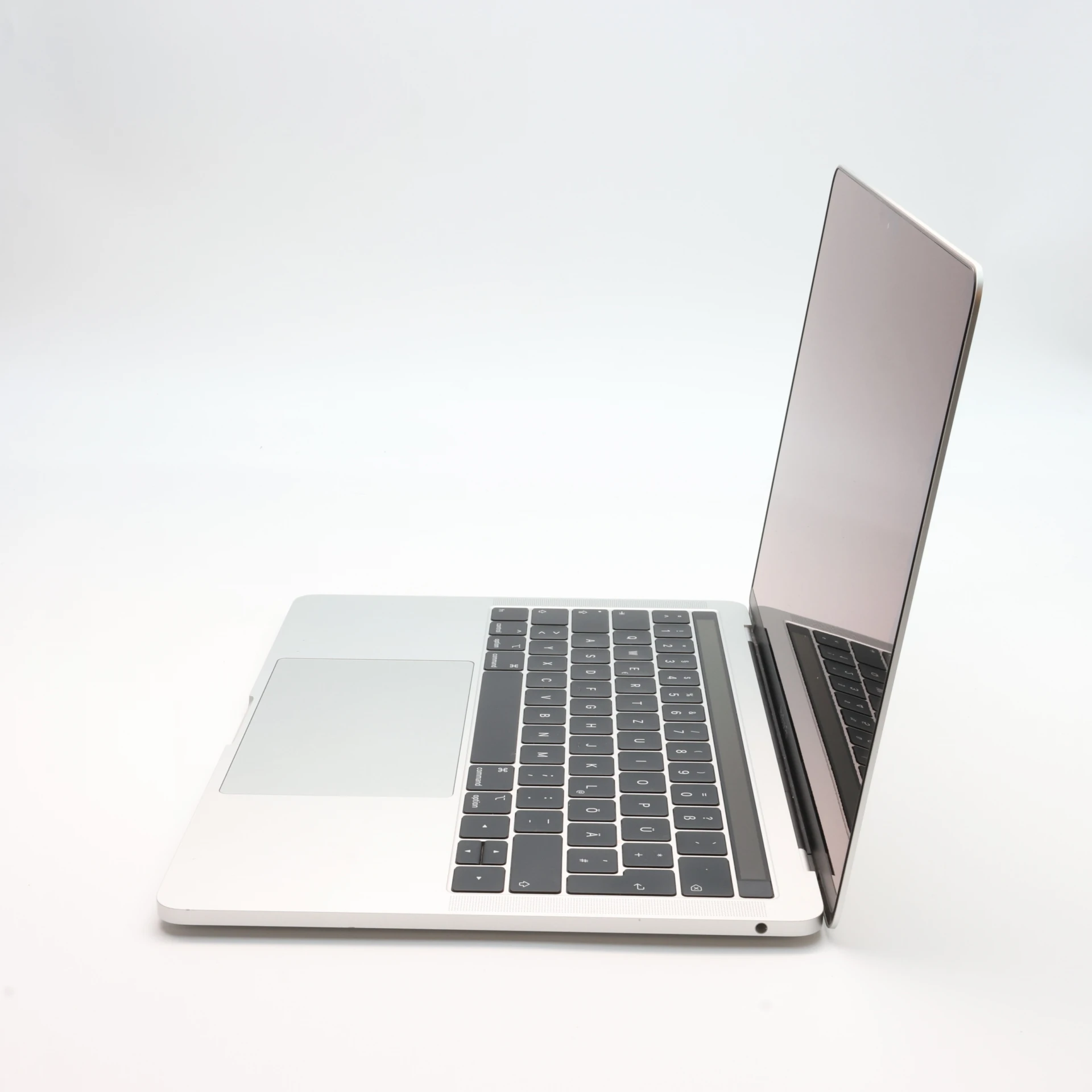 Apple MacBook Pro 13″ Touch Bar 2019 i7 512 GB SSD 16 GB RAM Silver EU Bill 