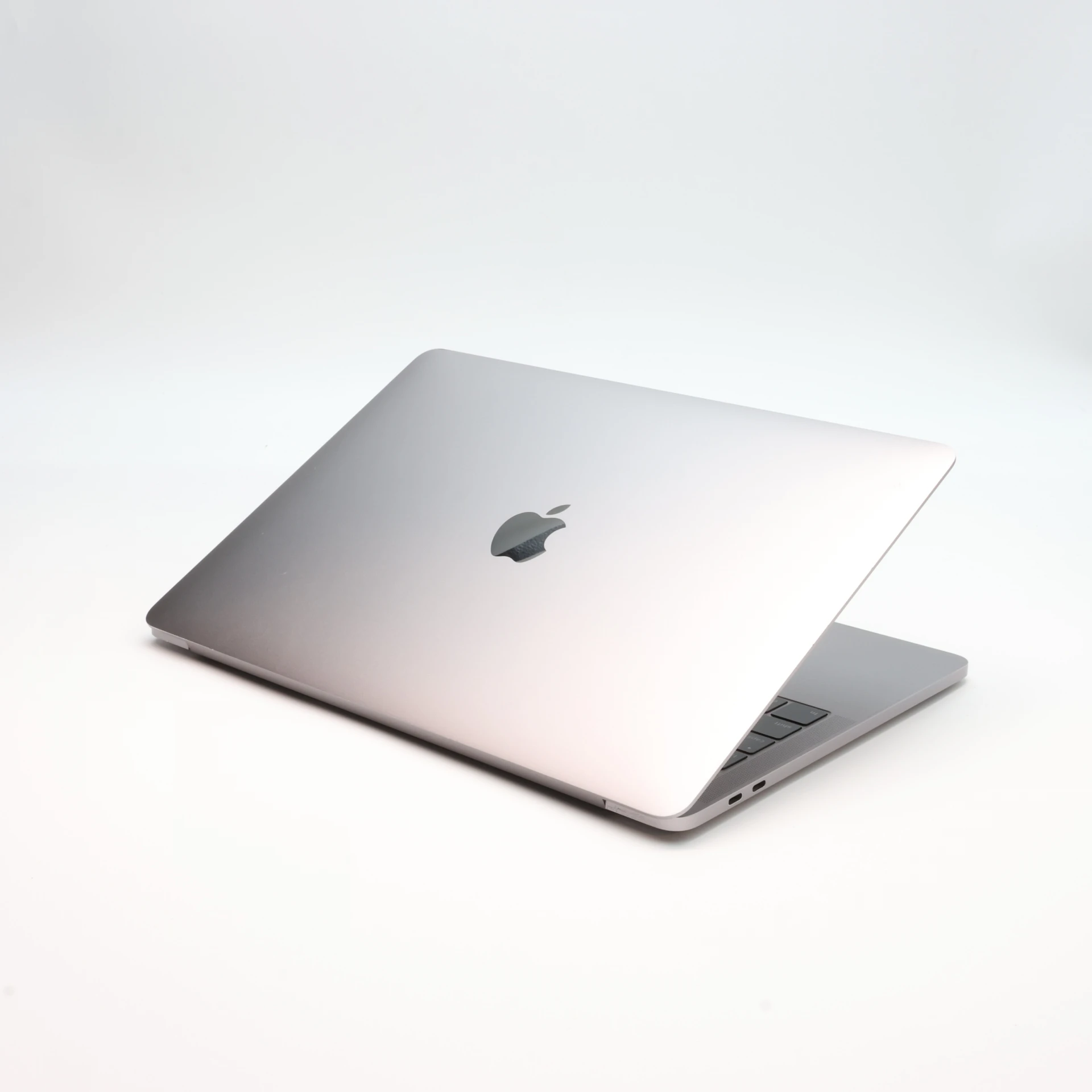 Apple MacBook Pro 13″ Touch Bar 2019 i5 256 GB SSD 8 GB RAM Space Gray USA Bill 