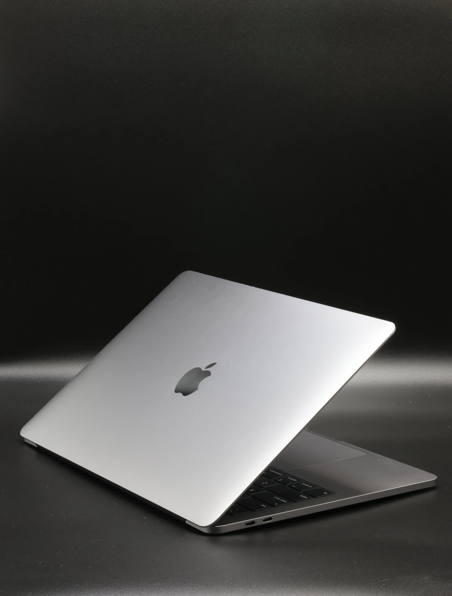 Apple MacBook Pro 13″ Touch Bar 2019 i7 1TB SSD 16 GB RAM Space Gray USA Bill 