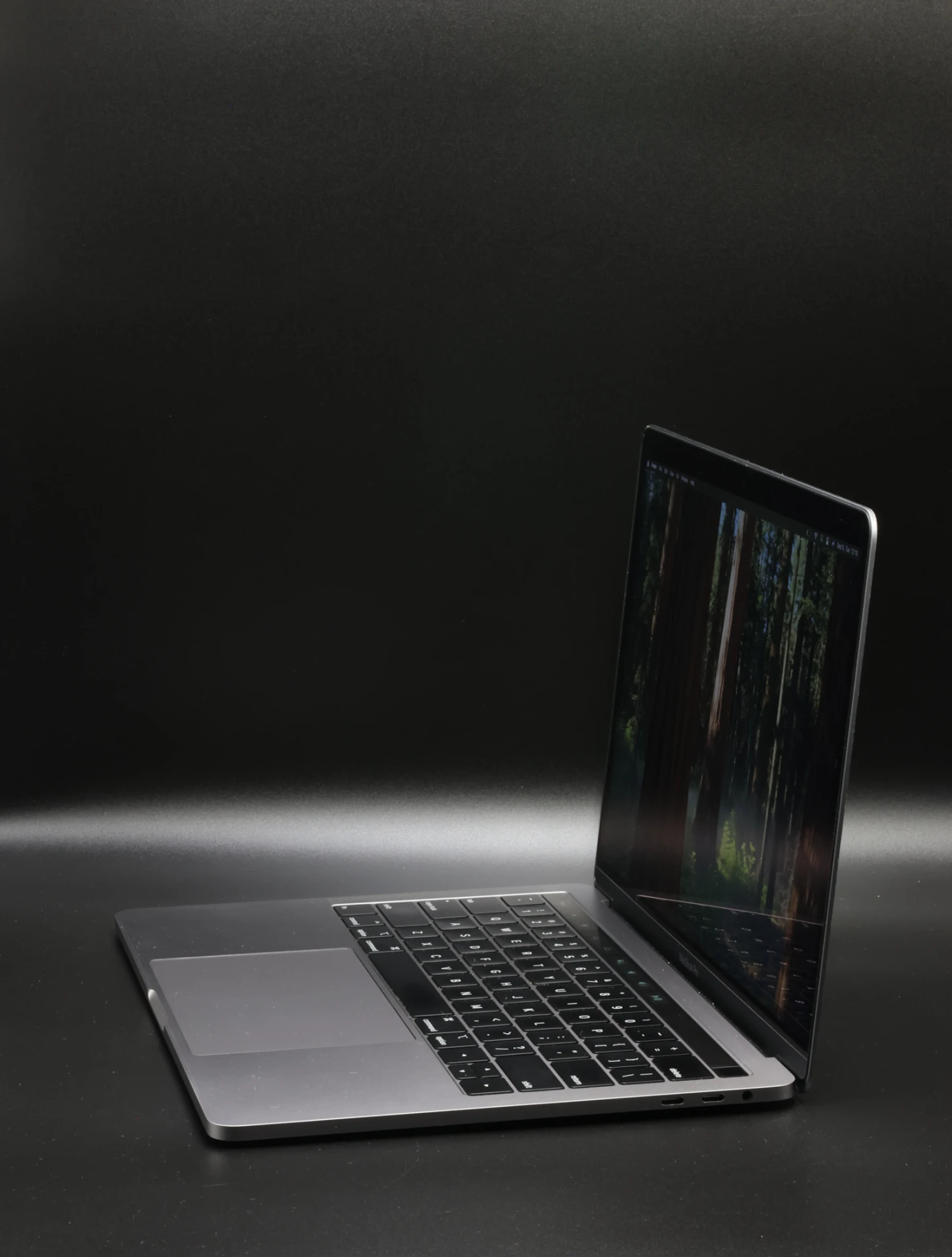 Apple MacBook Pro 13″ Touch Bar 2019 i7 1TB SSD 16 GB RAM Space Gray USA Bill 