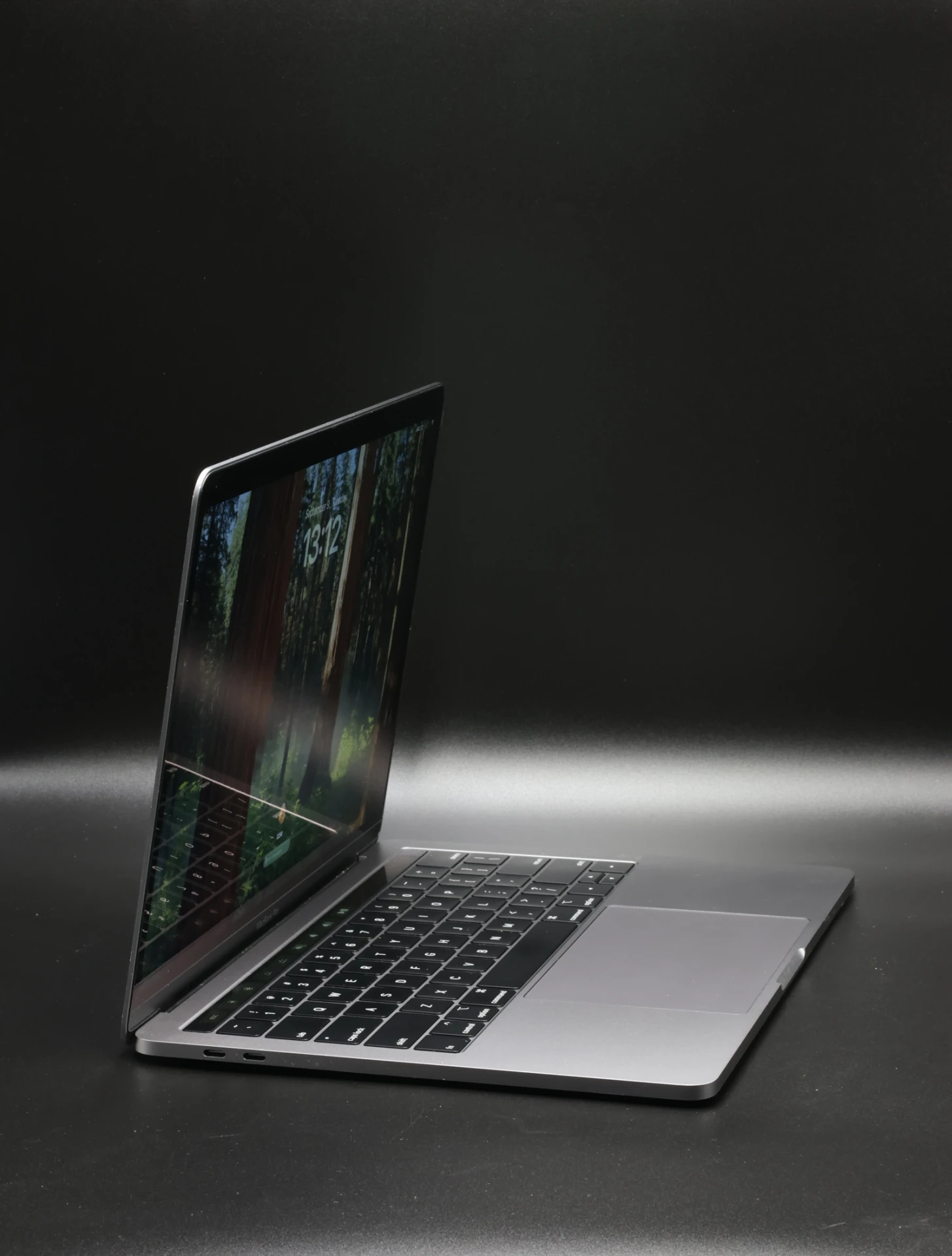 Apple MacBook Pro 13″ Touch Bar 2019 i7 1TB SSD 16 GB RAM Space Gray USA Bill 