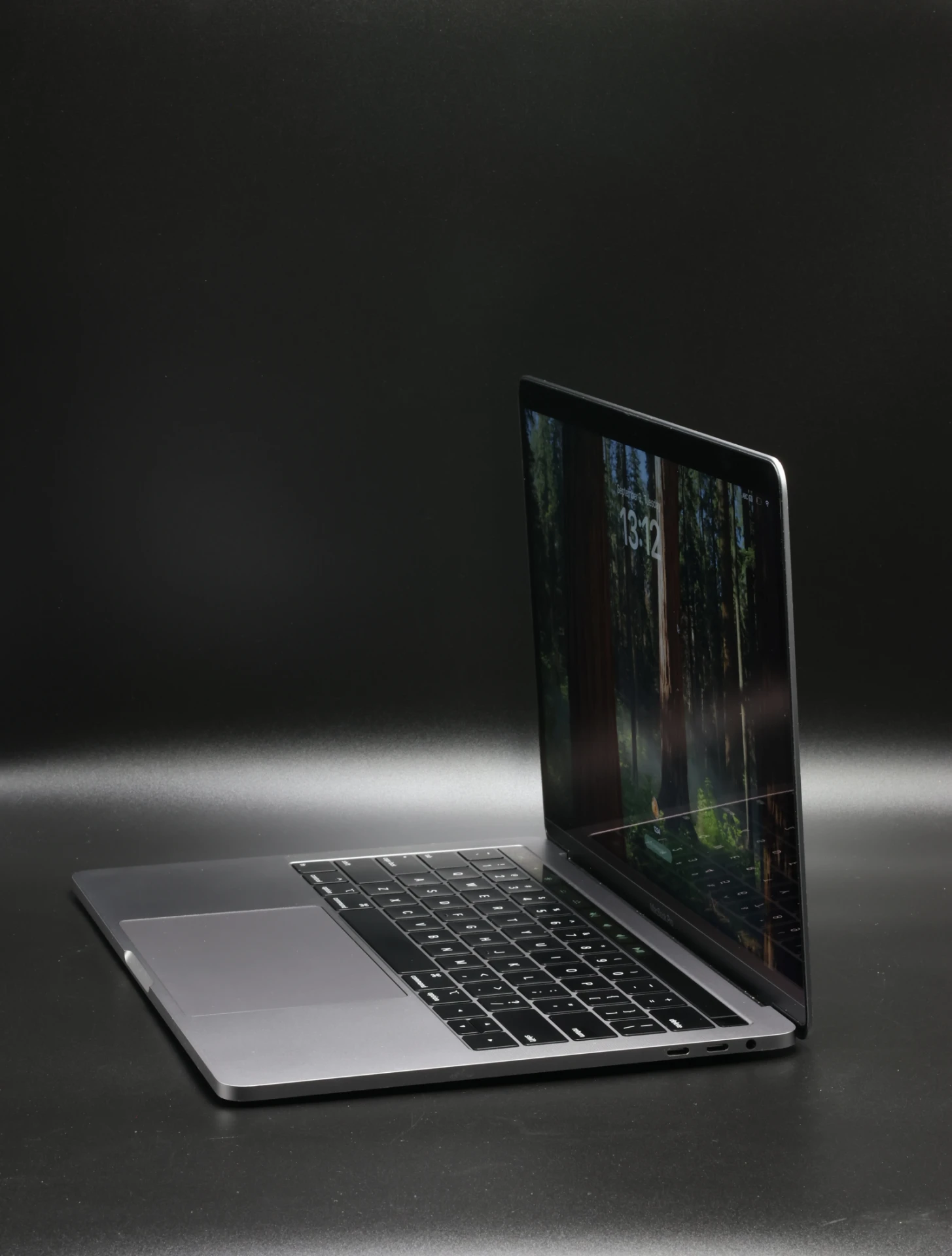 Apple MacBook Pro 13″ Touch Bar 2019 i7 1TB SSD 16 GB RAM Space Gray USA Bill 