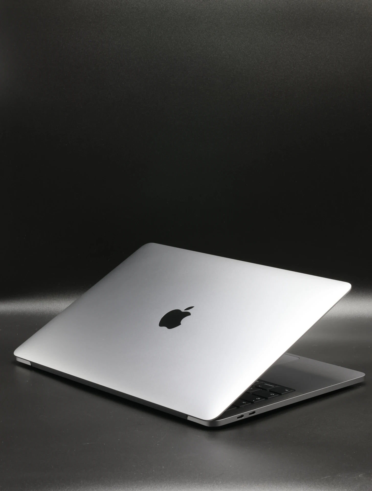 Apple MacBook Pro 13″ Touch Bar 2020 M1 512 GB SSD 8 GB RAM Space Gray 90% EU Bill 