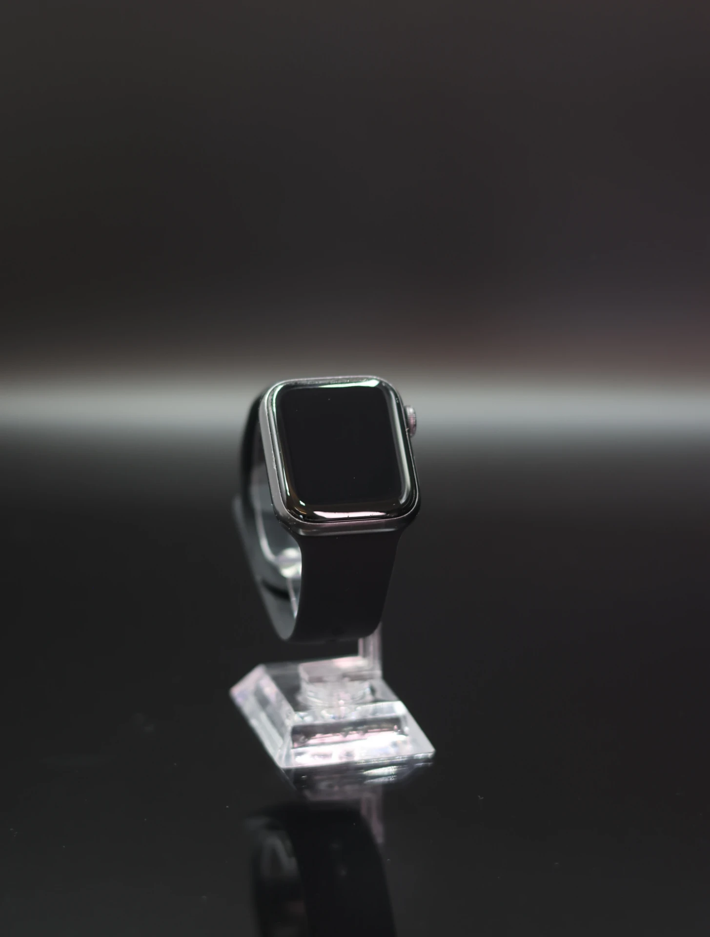Apple Apple Watch SE Space Gray 73% 