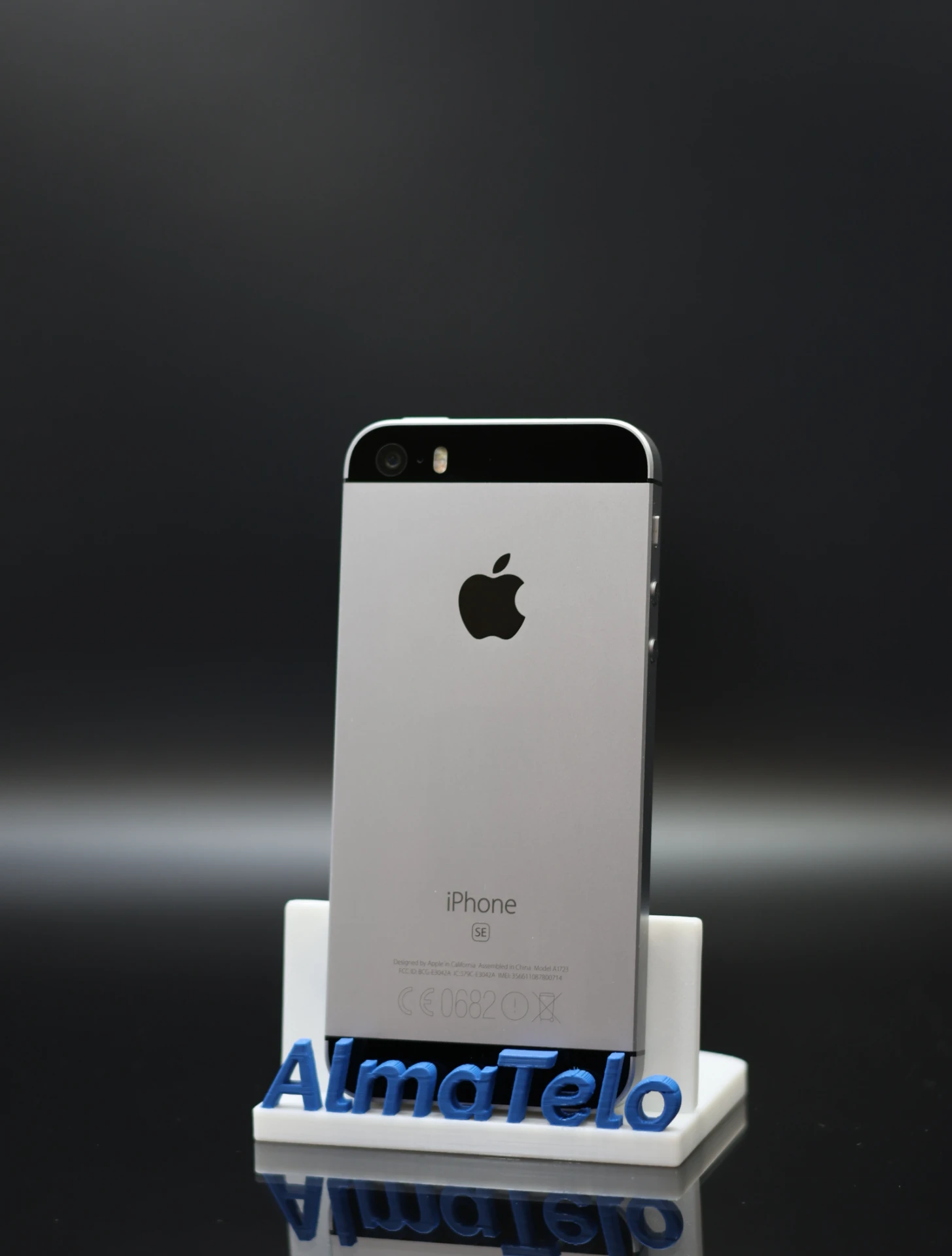 Apple iPhone SE (2016) 32 GB Space Gray 96%