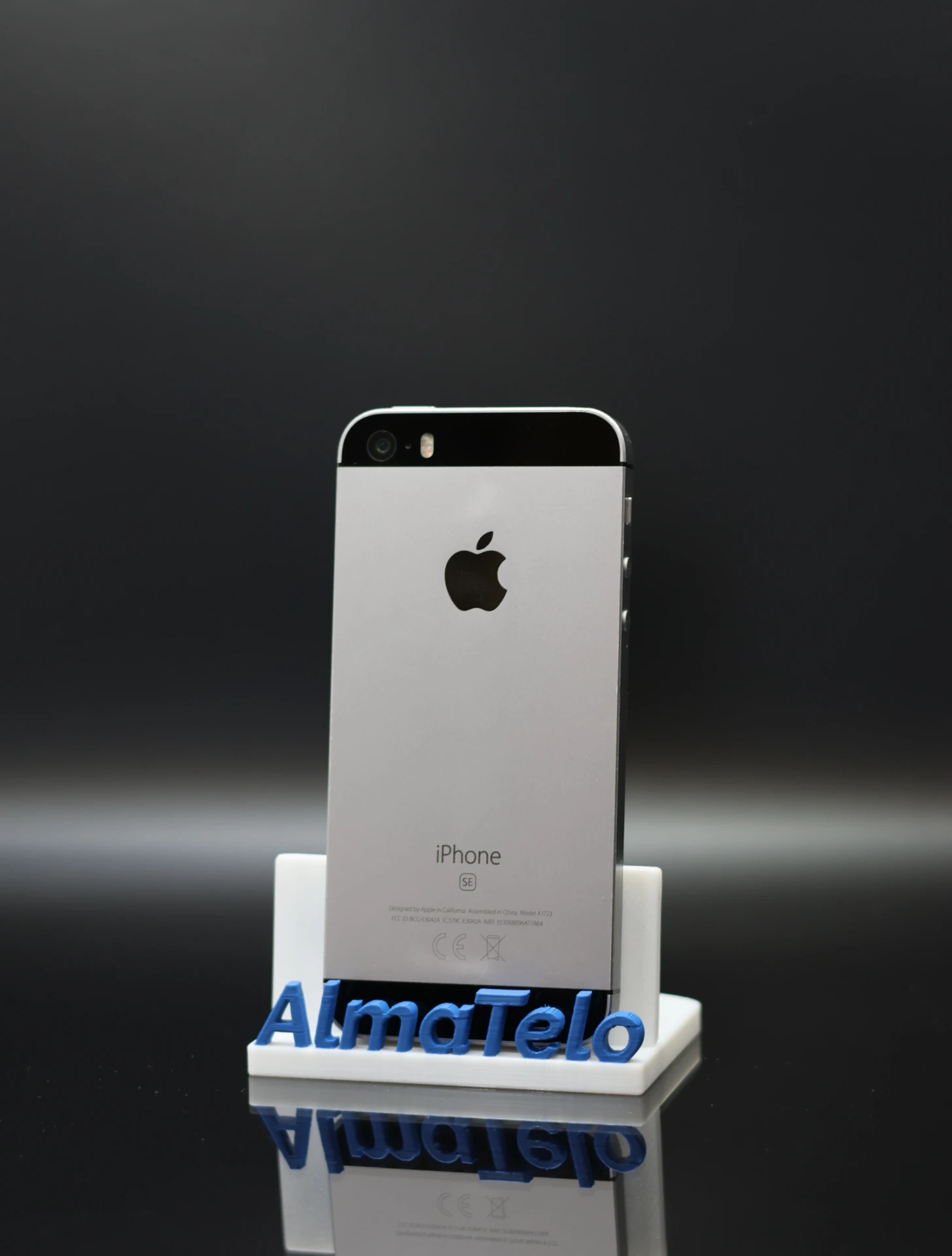 Apple iPhone SE (2016) 32 GB Space Gray 95%