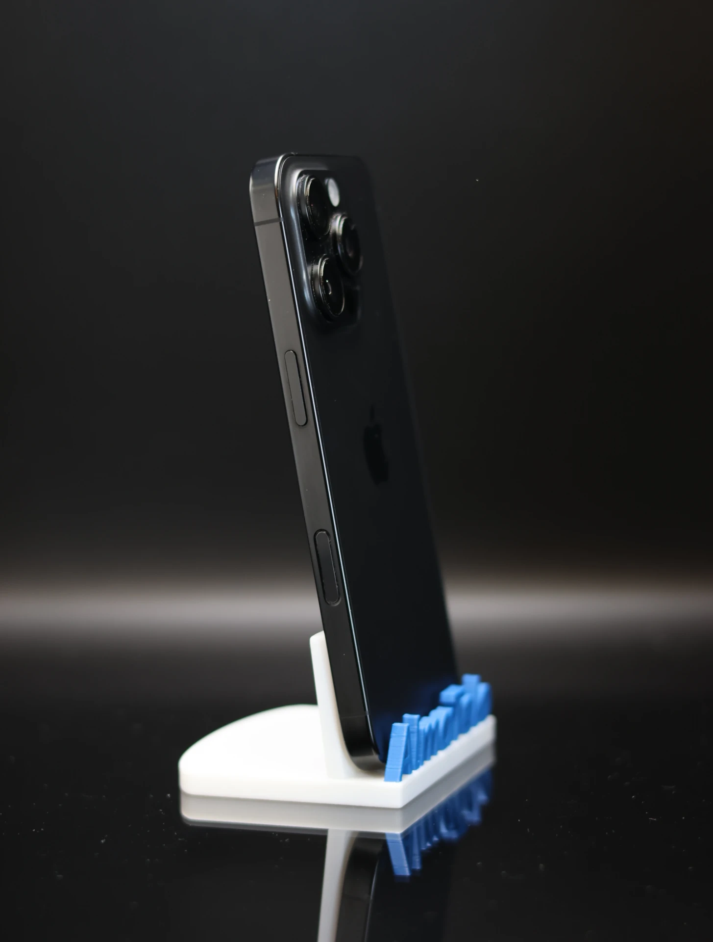 Apple iPhone 16 Pro 128 GB Black Titanium 93% 